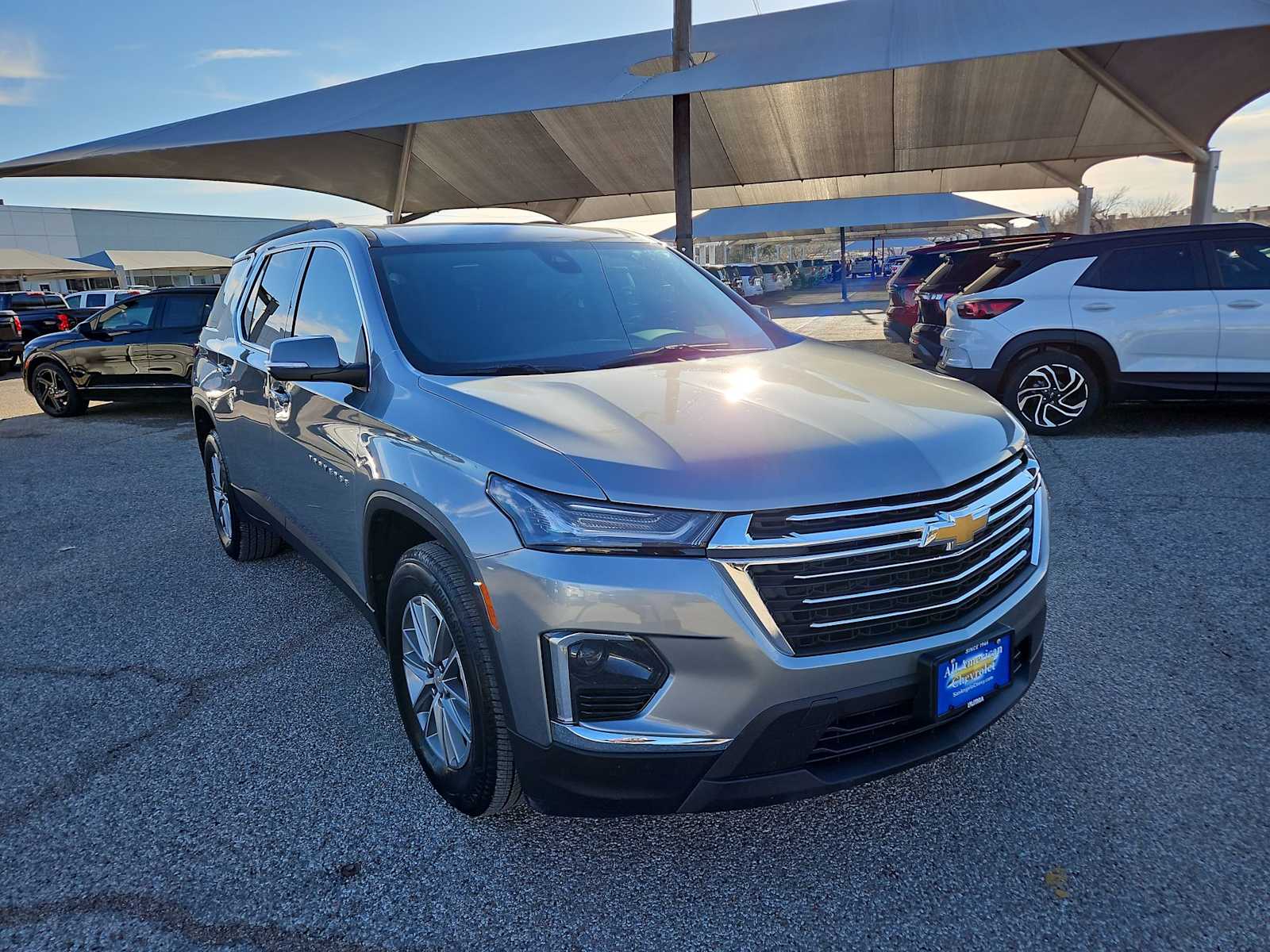 Thumbnail: 2023 Chevrolet Traverse - 2