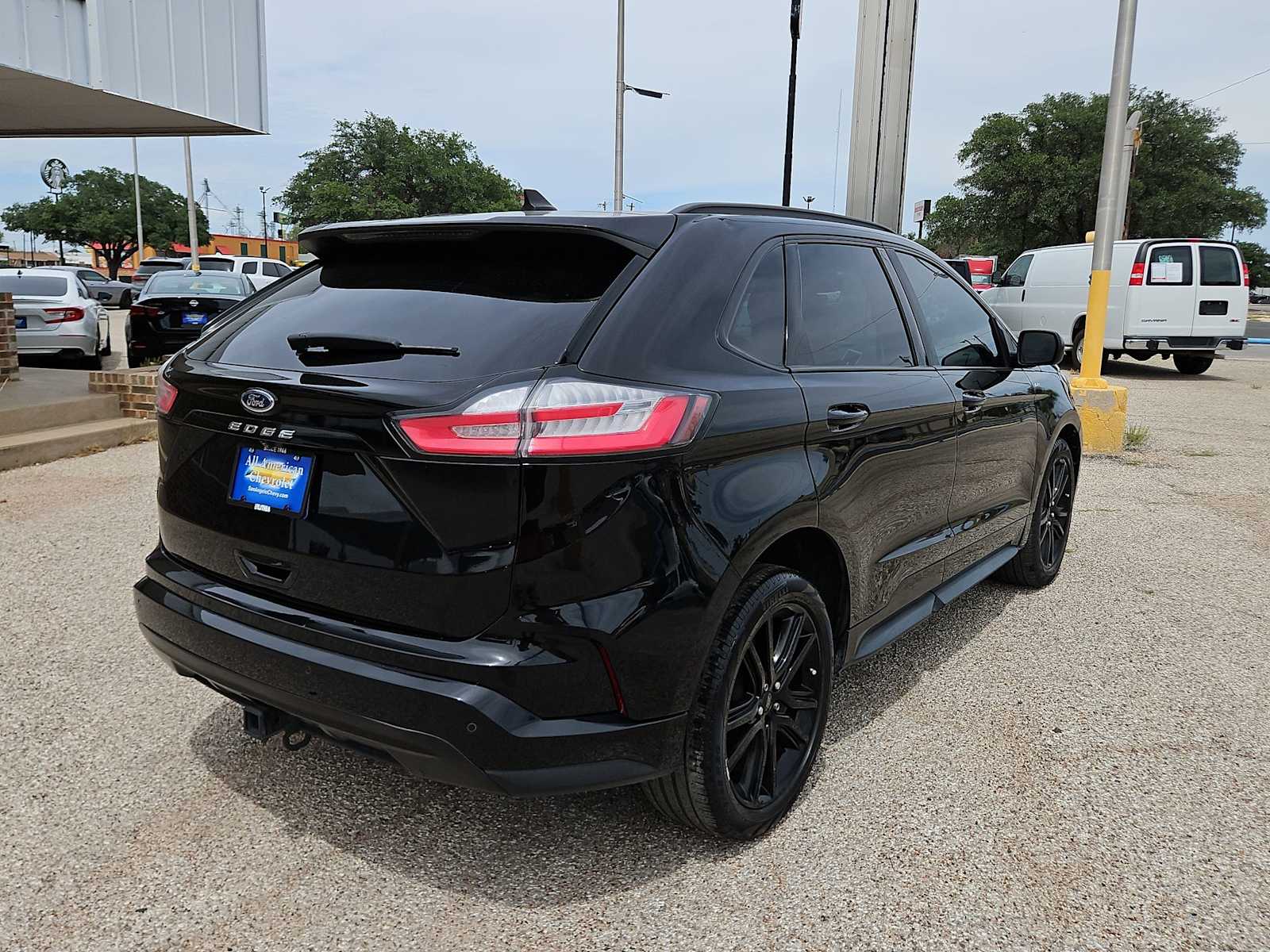 Thumbnail: 2022 Ford Edge - 8