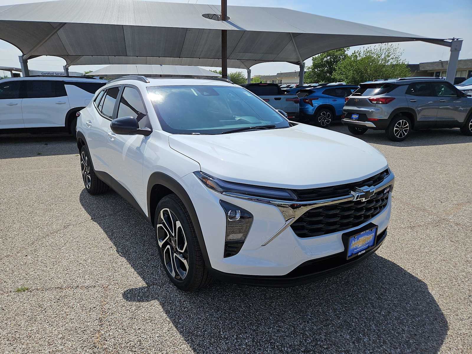 Thumbnail: 2026 Chevrolet Trax - 2