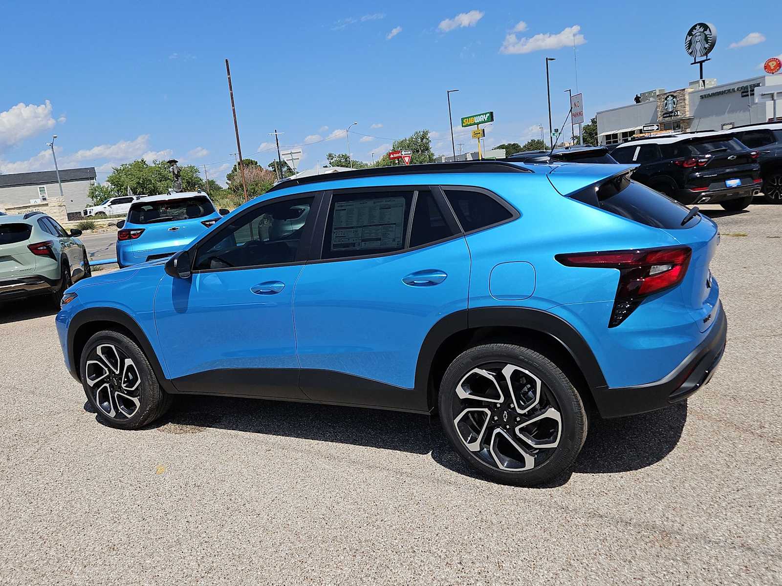 Thumbnail: 2025 Chevrolet Trax - 3