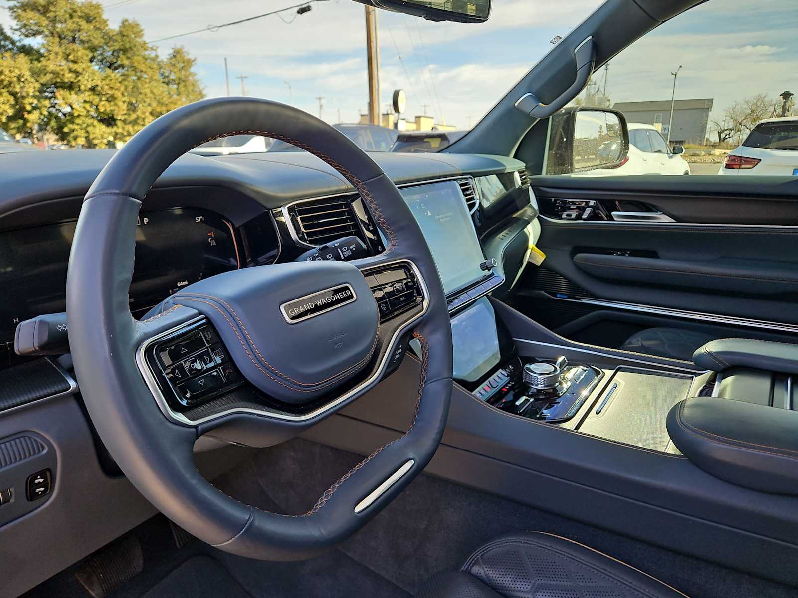 Thumbnail: 2024 Jeep Grand Wagoneer - 10