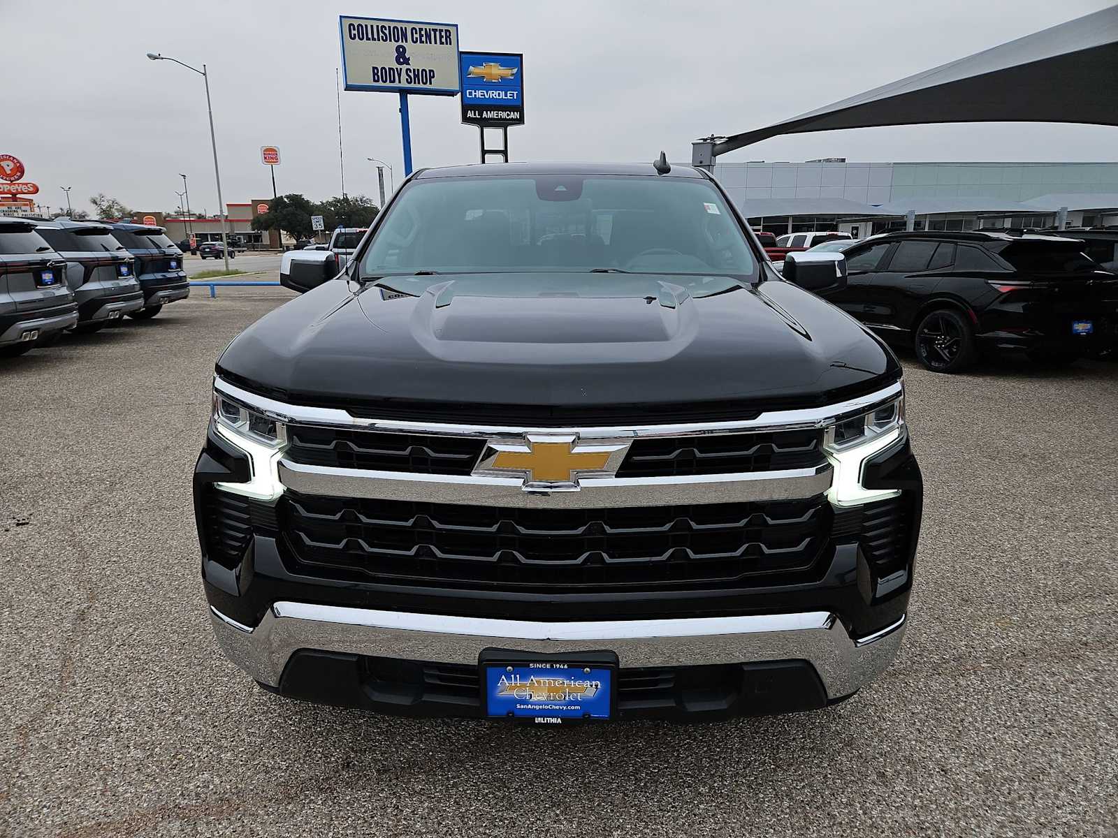 Thumbnail: 2022 Chevrolet Silverado 1500 - 3