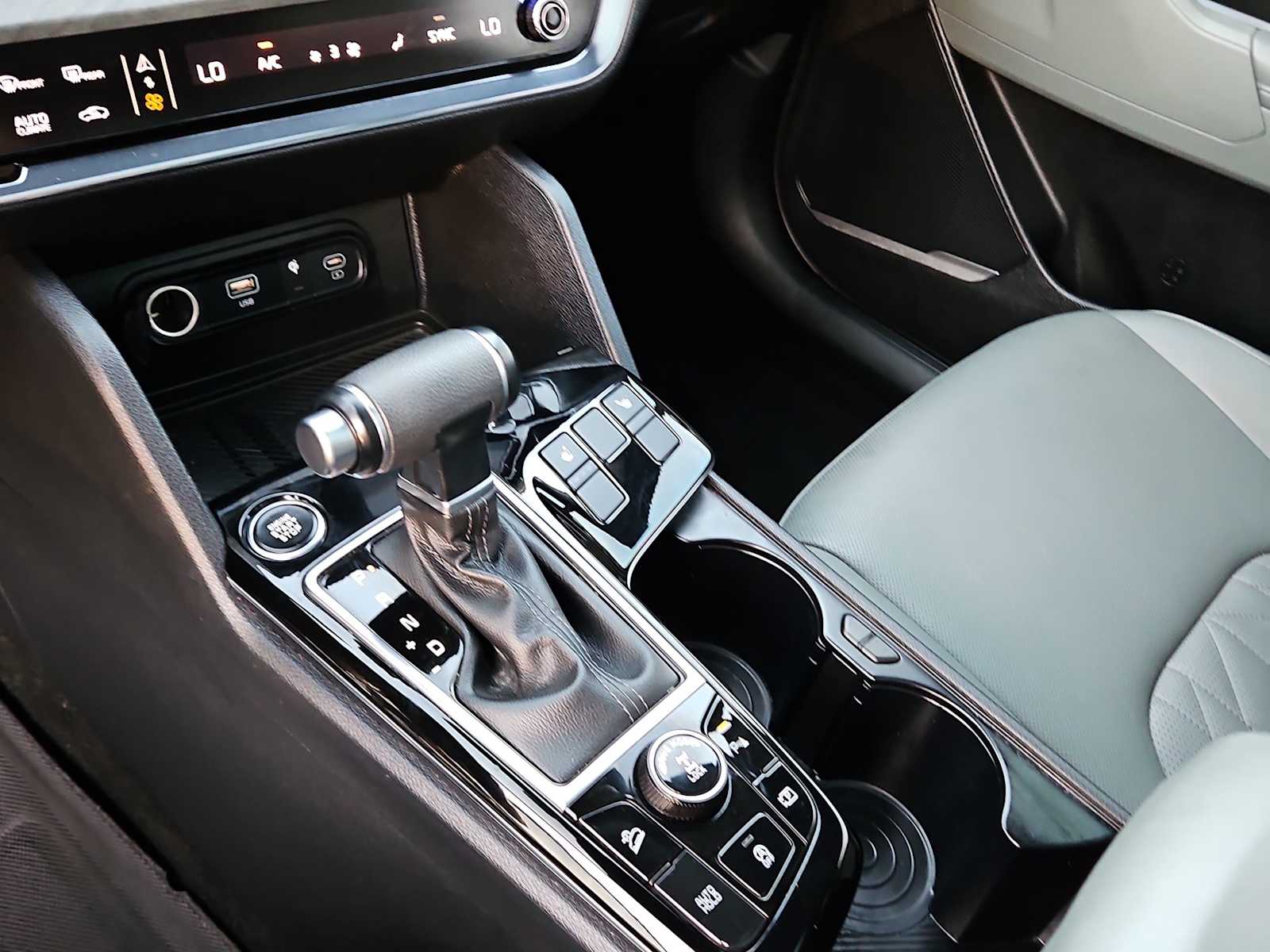 Thumbnail: 2025 Kia Sportage - 20