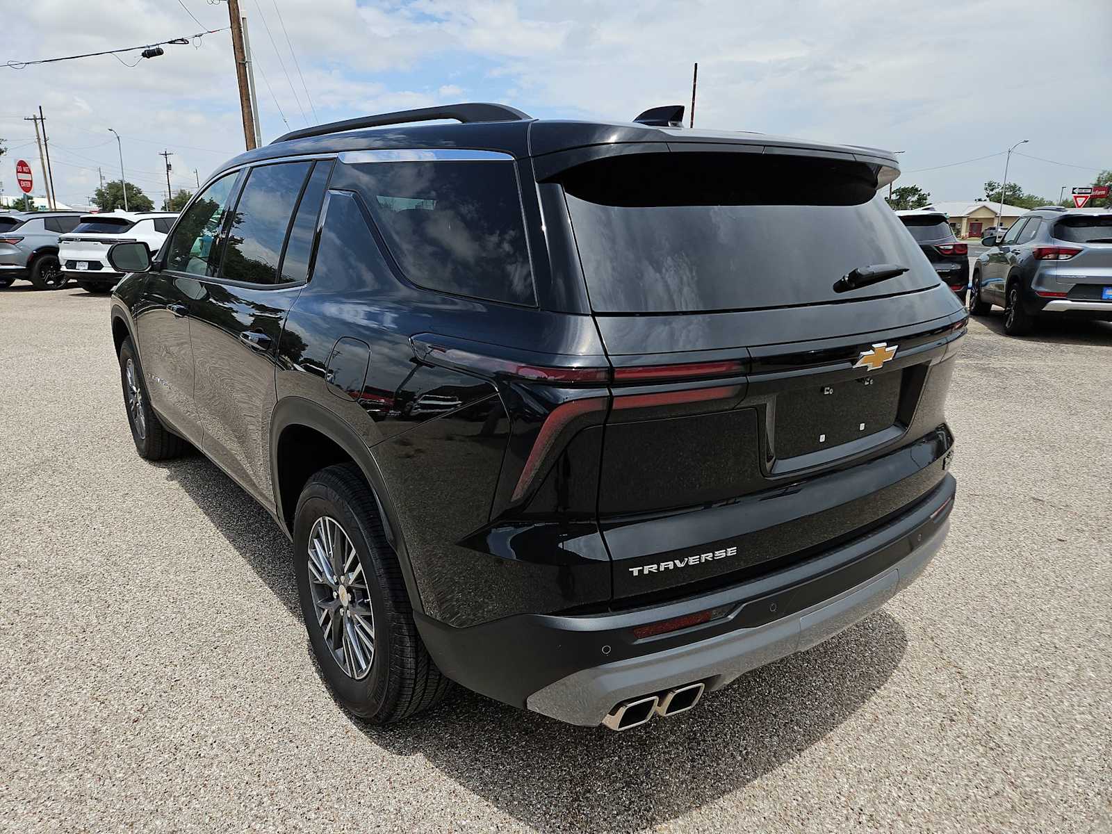 Thumbnail: 2025 Chevrolet Traverse - 4