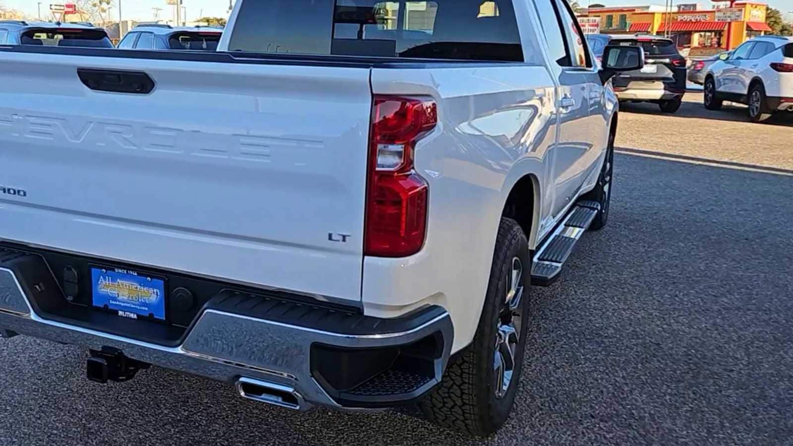 Thumbnail: 2025 Chevrolet Silverado 1500 - 7