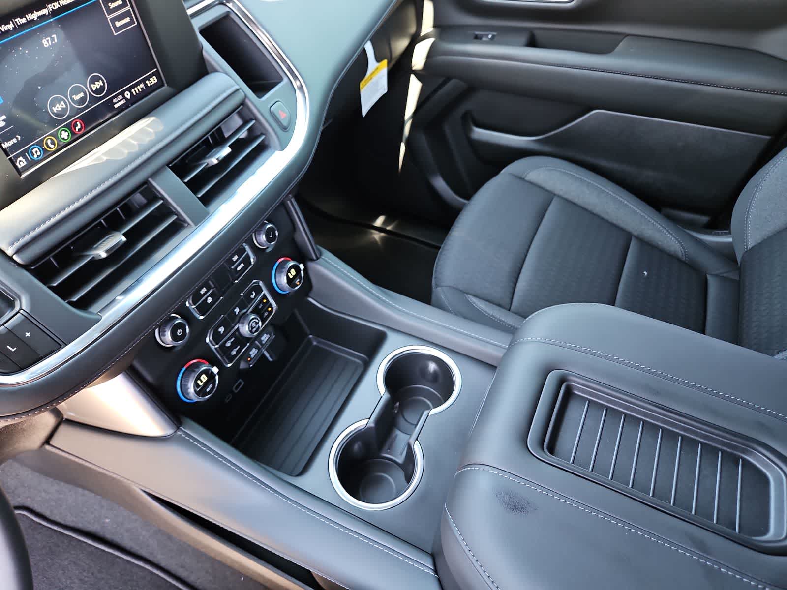 Thumbnail: 2024 Chevrolet Tahoe - 24