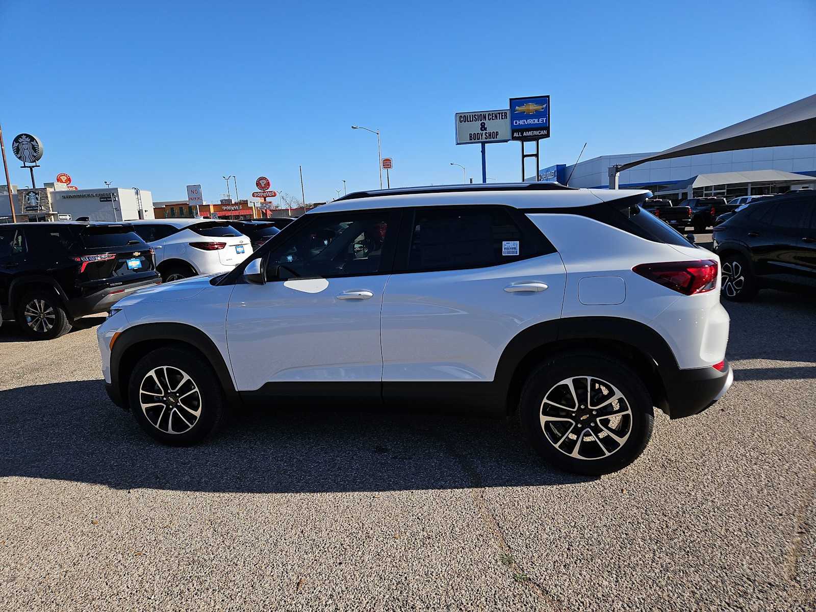 Thumbnail: 2026 Chevrolet TrailBlazer - 5