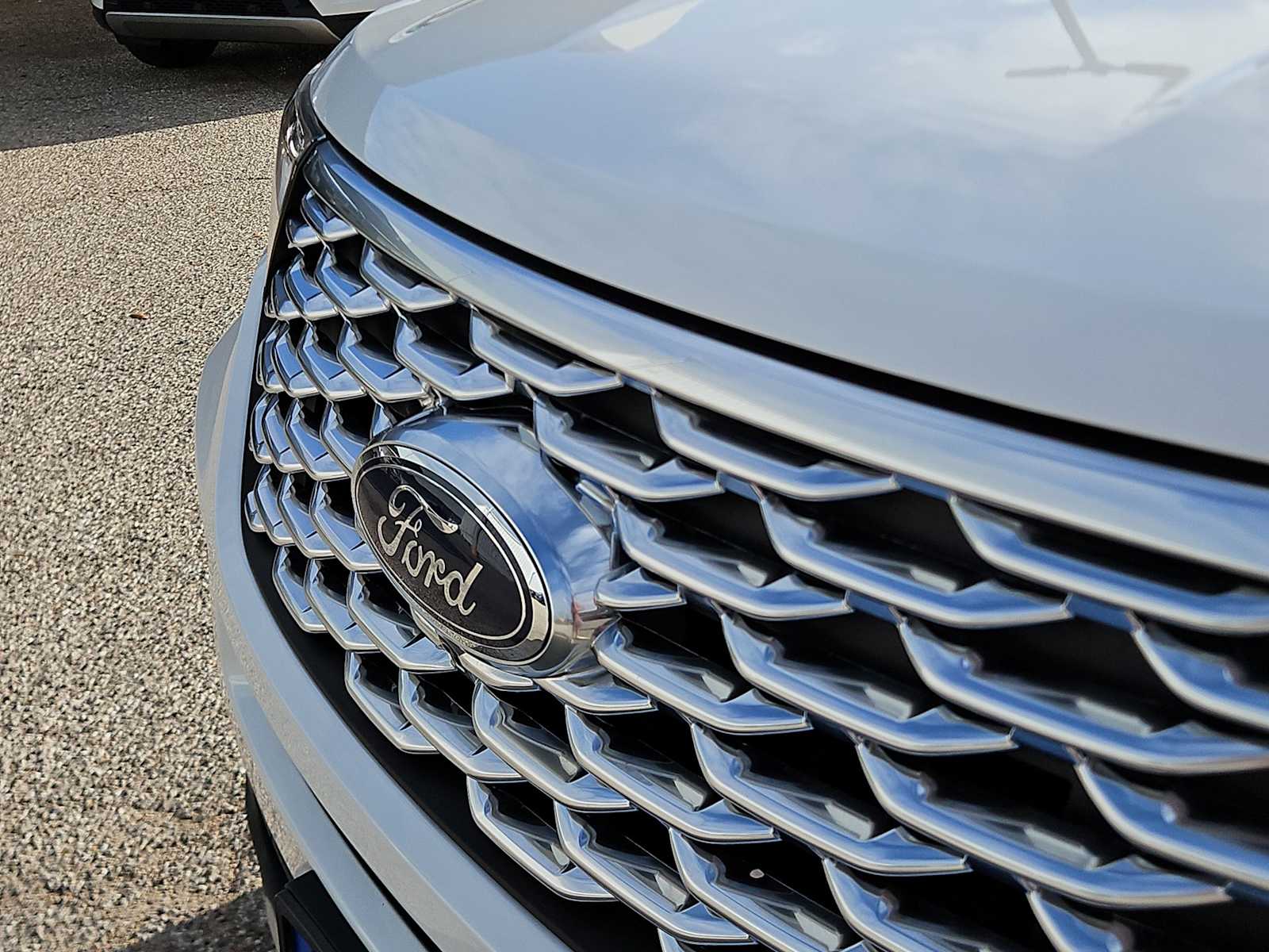 Thumbnail: 2022 Ford Explorer - 13