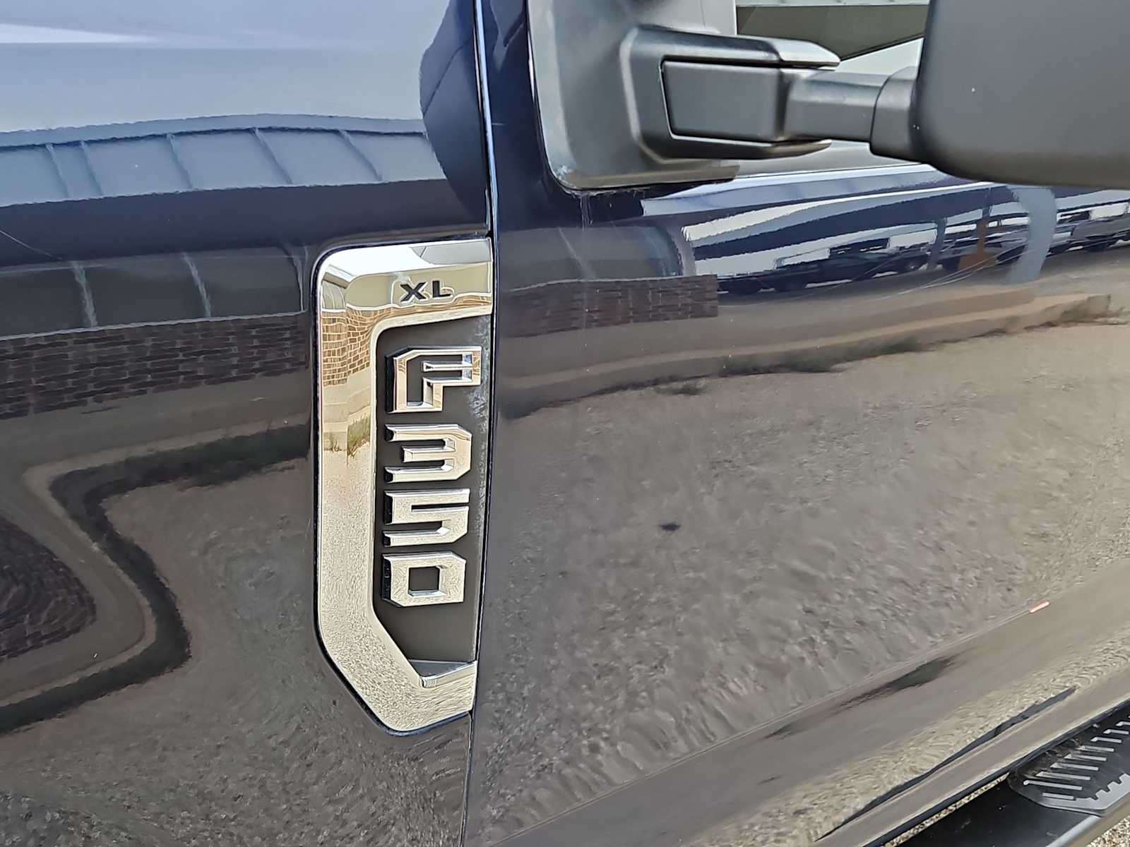 Thumbnail: 2022 Ford F-350 - 11