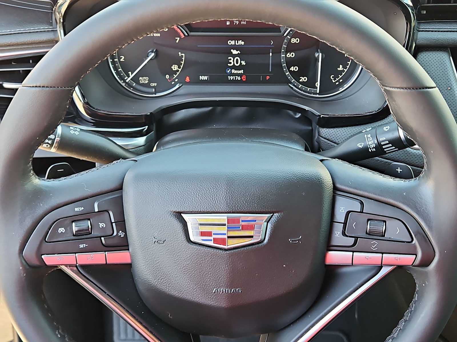Thumbnail: 2025 Cadillac XT6 - 19