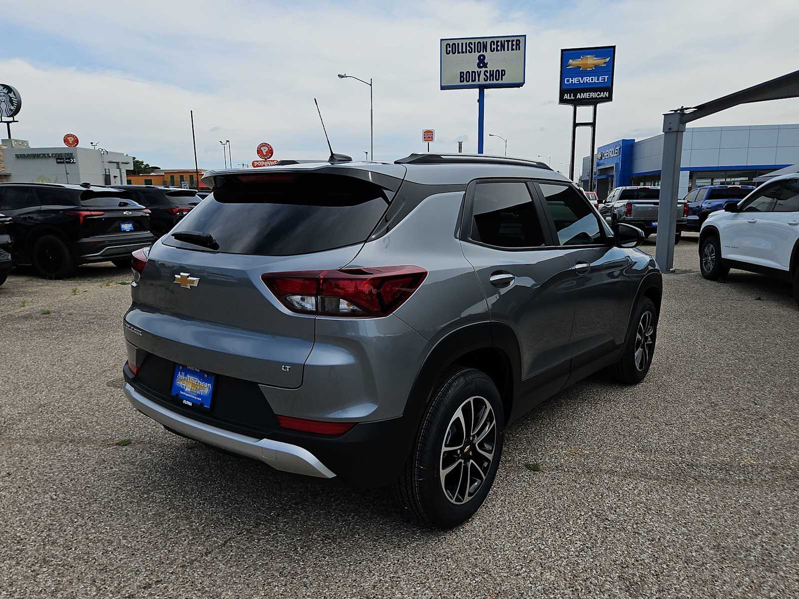 Thumbnail: 2026 Chevrolet TrailBlazer - 8