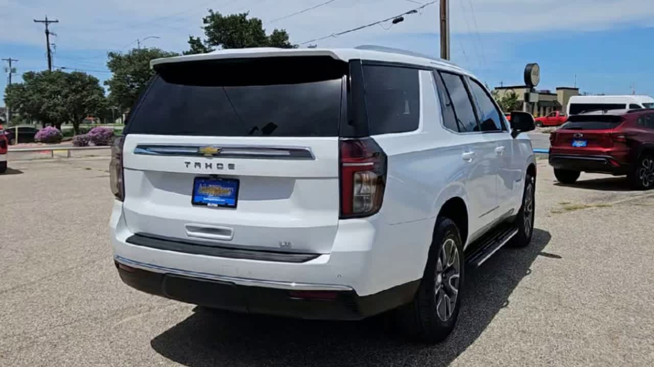 Thumbnail: 2022 Chevrolet Tahoe - 7