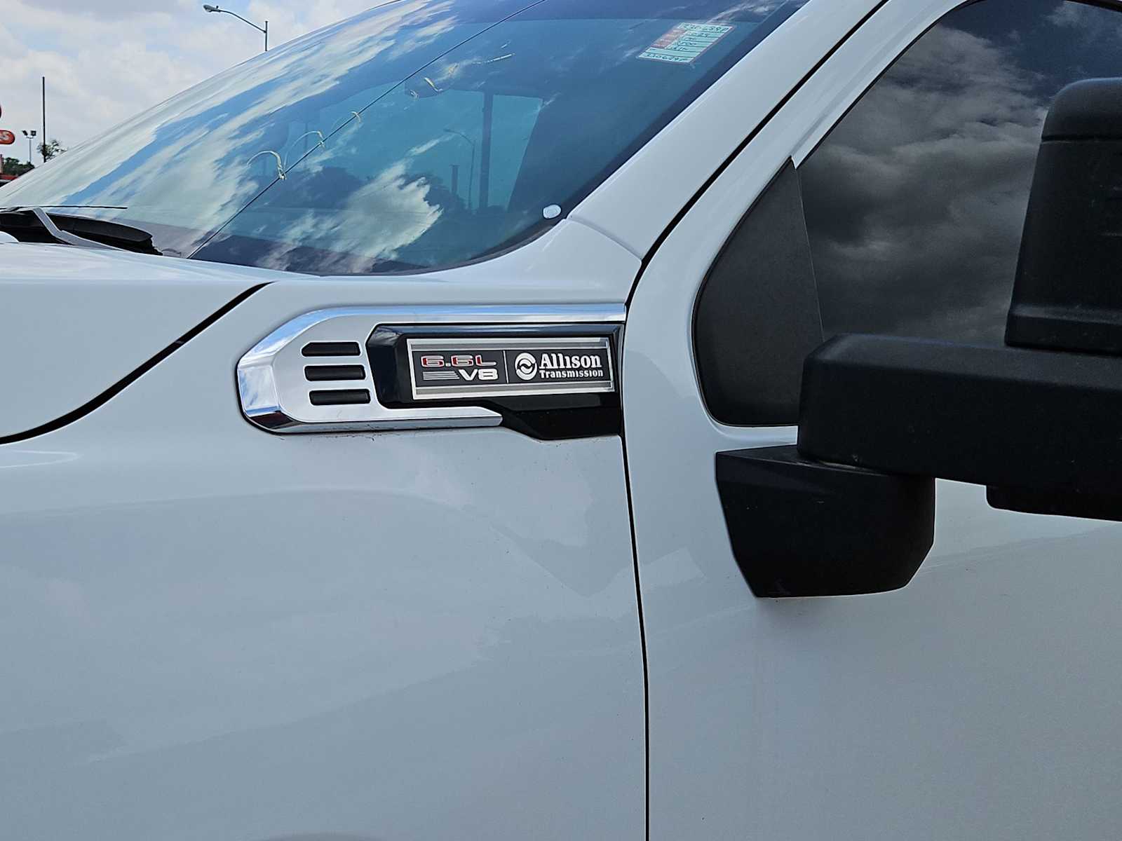 2024 GMC Sierra 2500 Pro 7