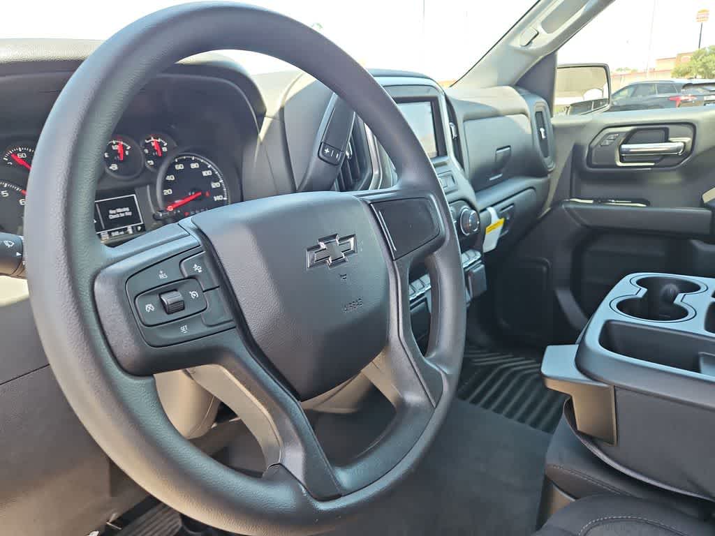 Thumbnail: 2026 Chevrolet Silverado 1500 - 10