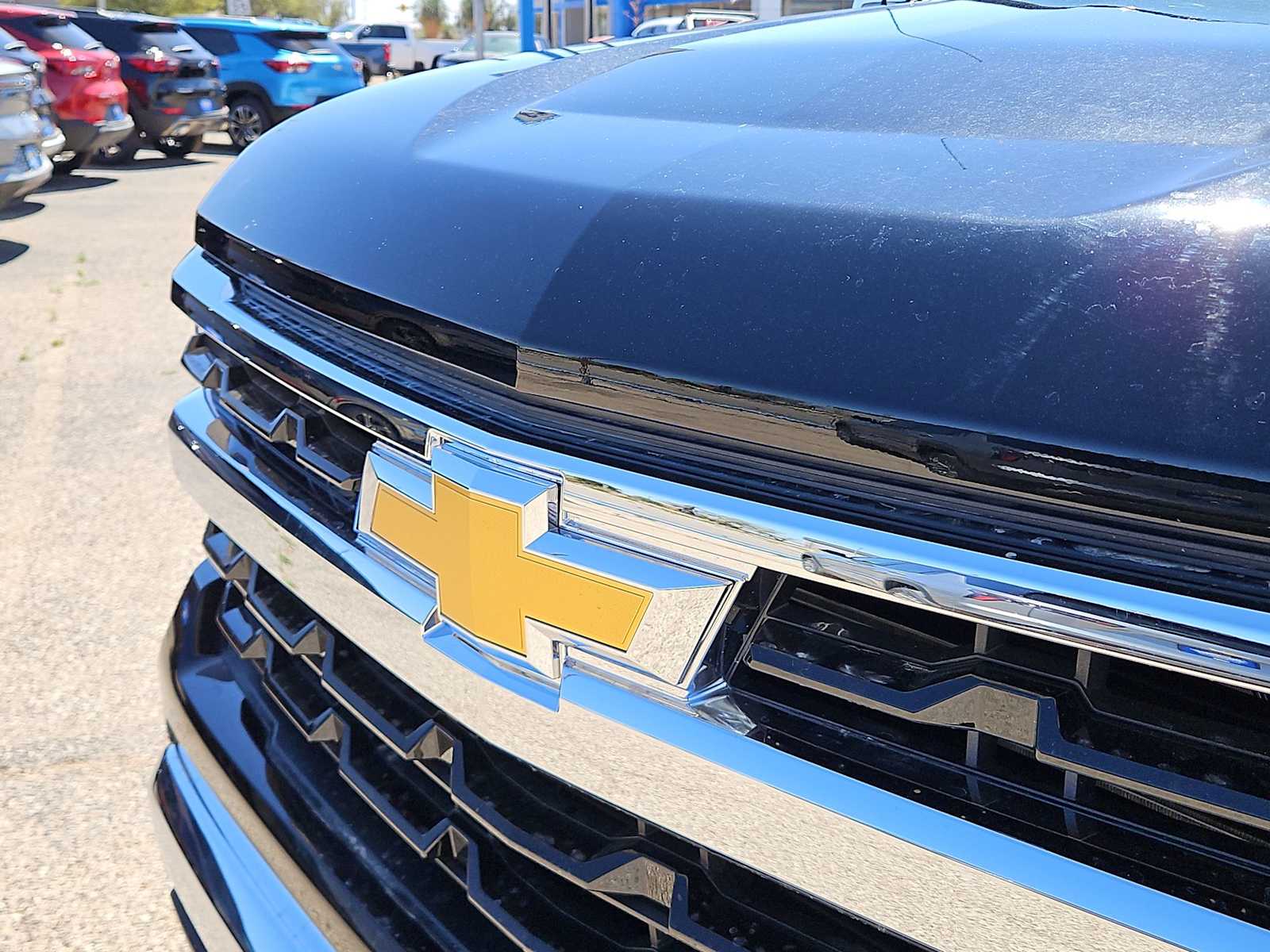 Thumbnail: 2026 Chevrolet Silverado 1500 - 13