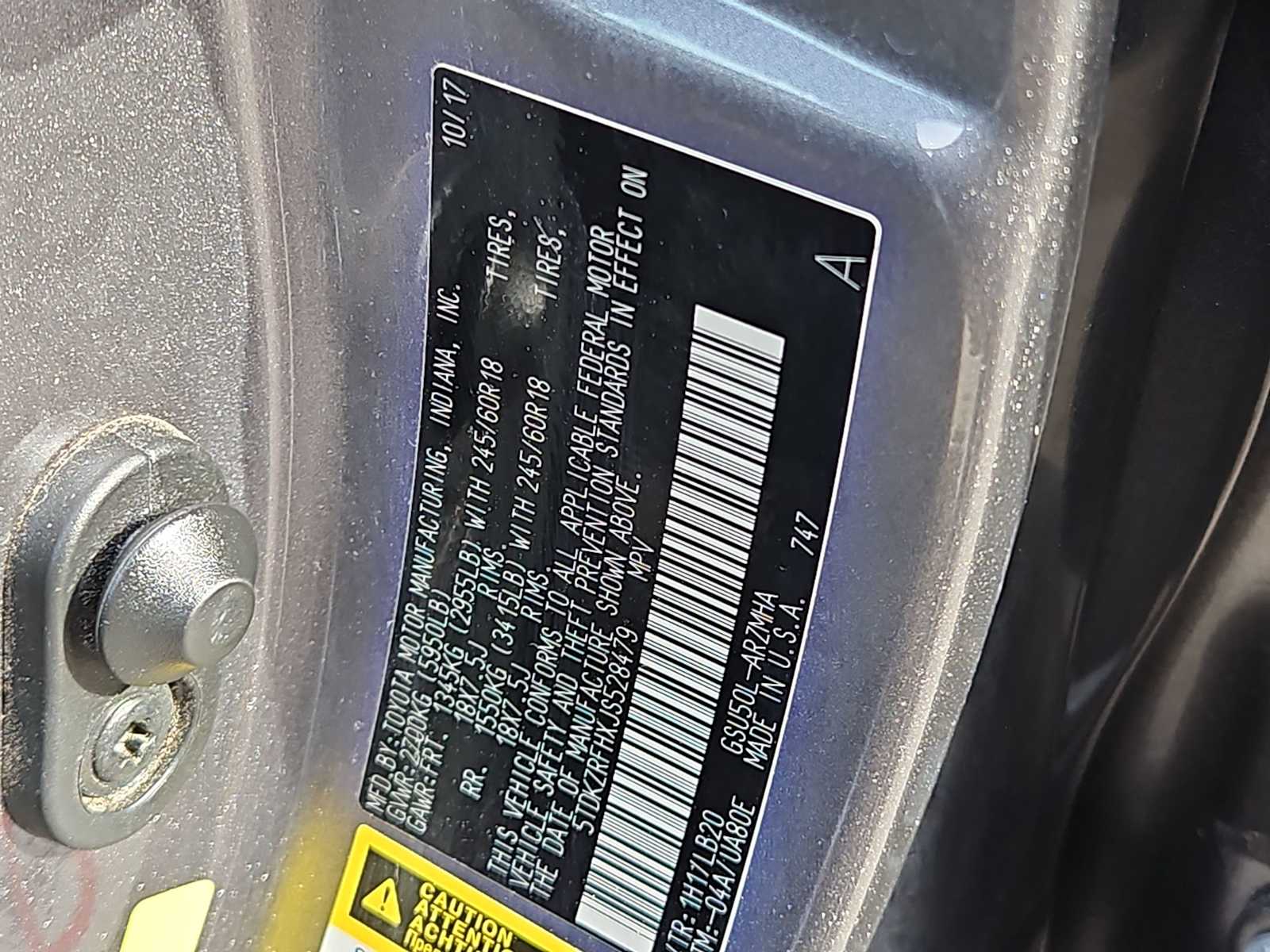 Thumbnail: 2018 Toyota Highlander - 25