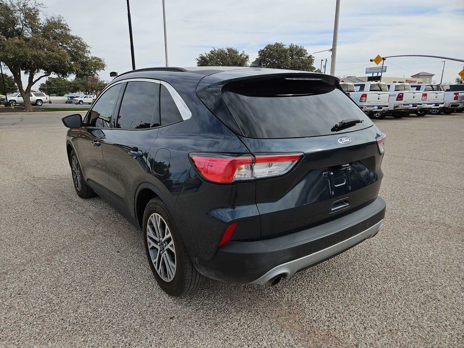 Thumbnail: 2022 Ford Escape - 6