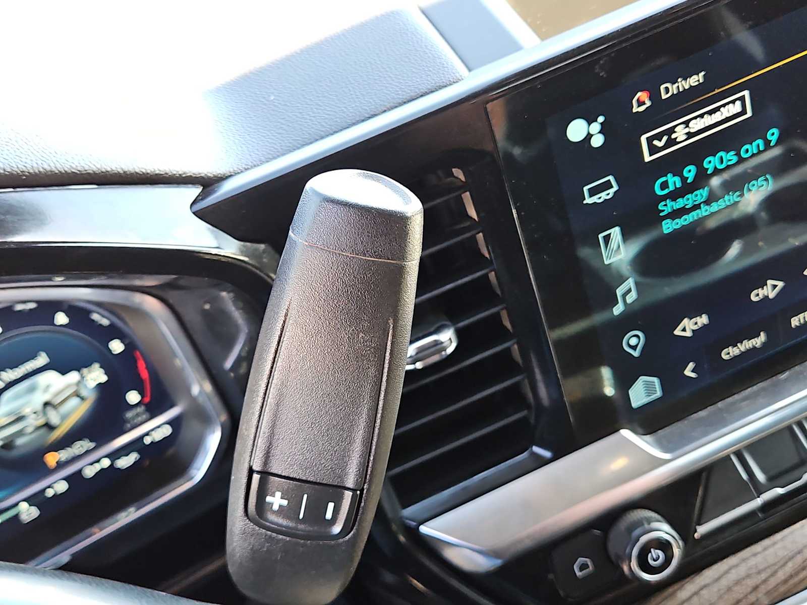 Thumbnail: 2023 Chevrolet Silverado 1500 - 21