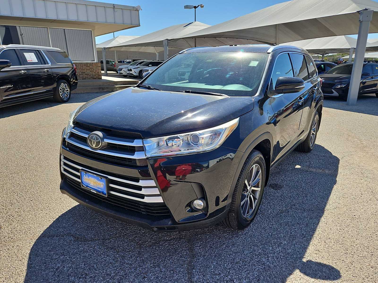 Thumbnail: 2019 Toyota Highlander - 4
