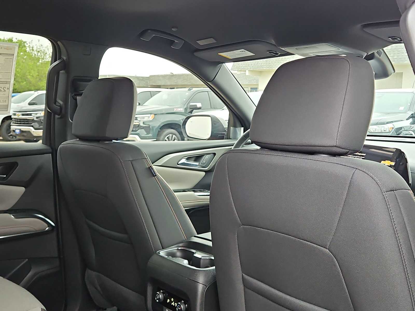 Thumbnail: 2026 Chevrolet Traverse - 17