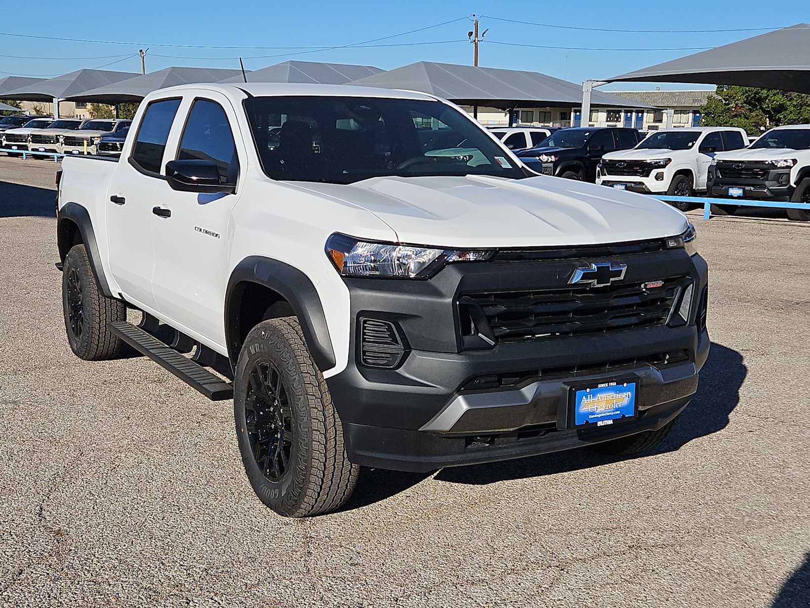 Thumbnail: 2026 Chevrolet Colorado - 2