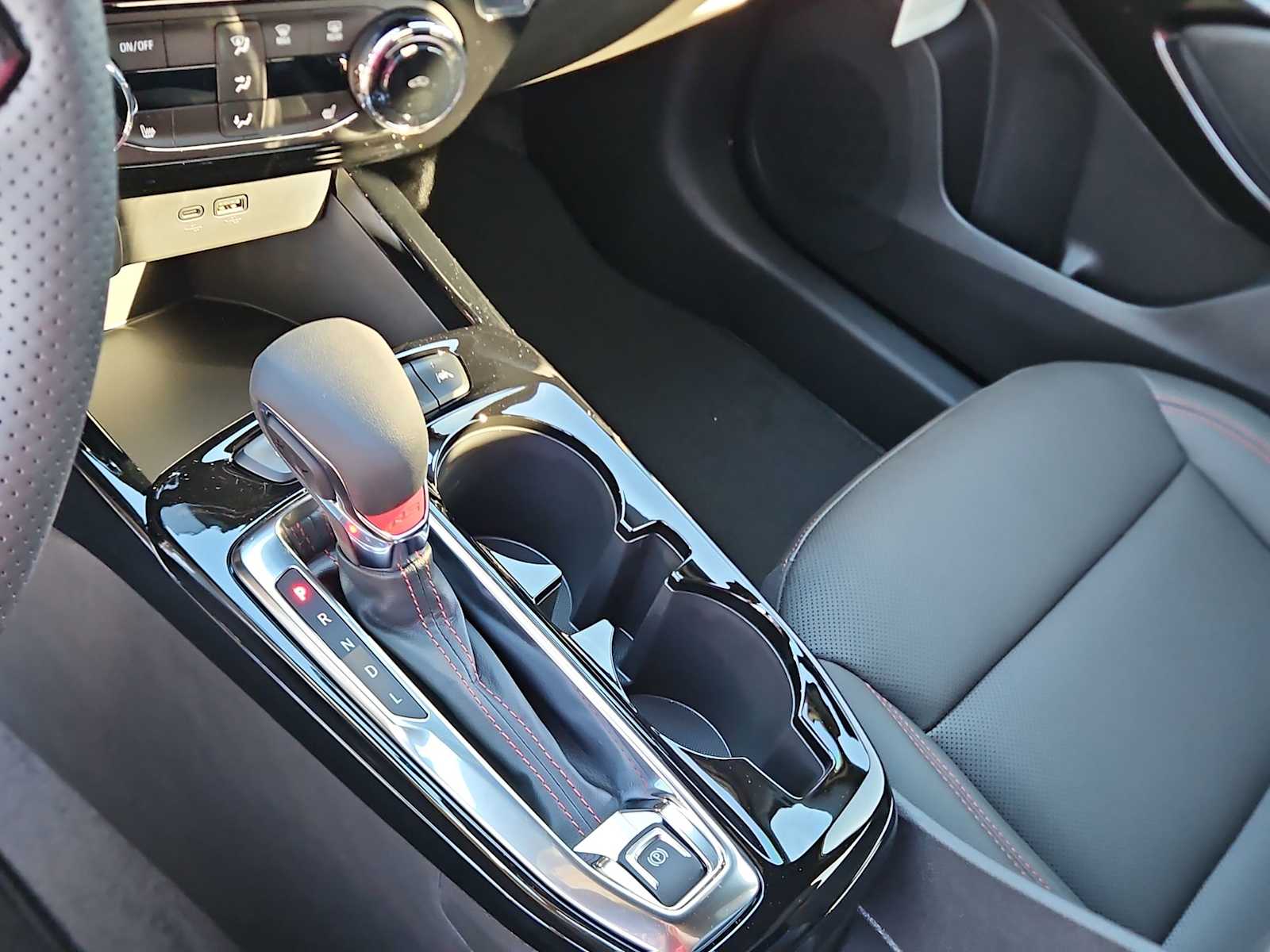 Thumbnail: 2026 Chevrolet Trax - 21