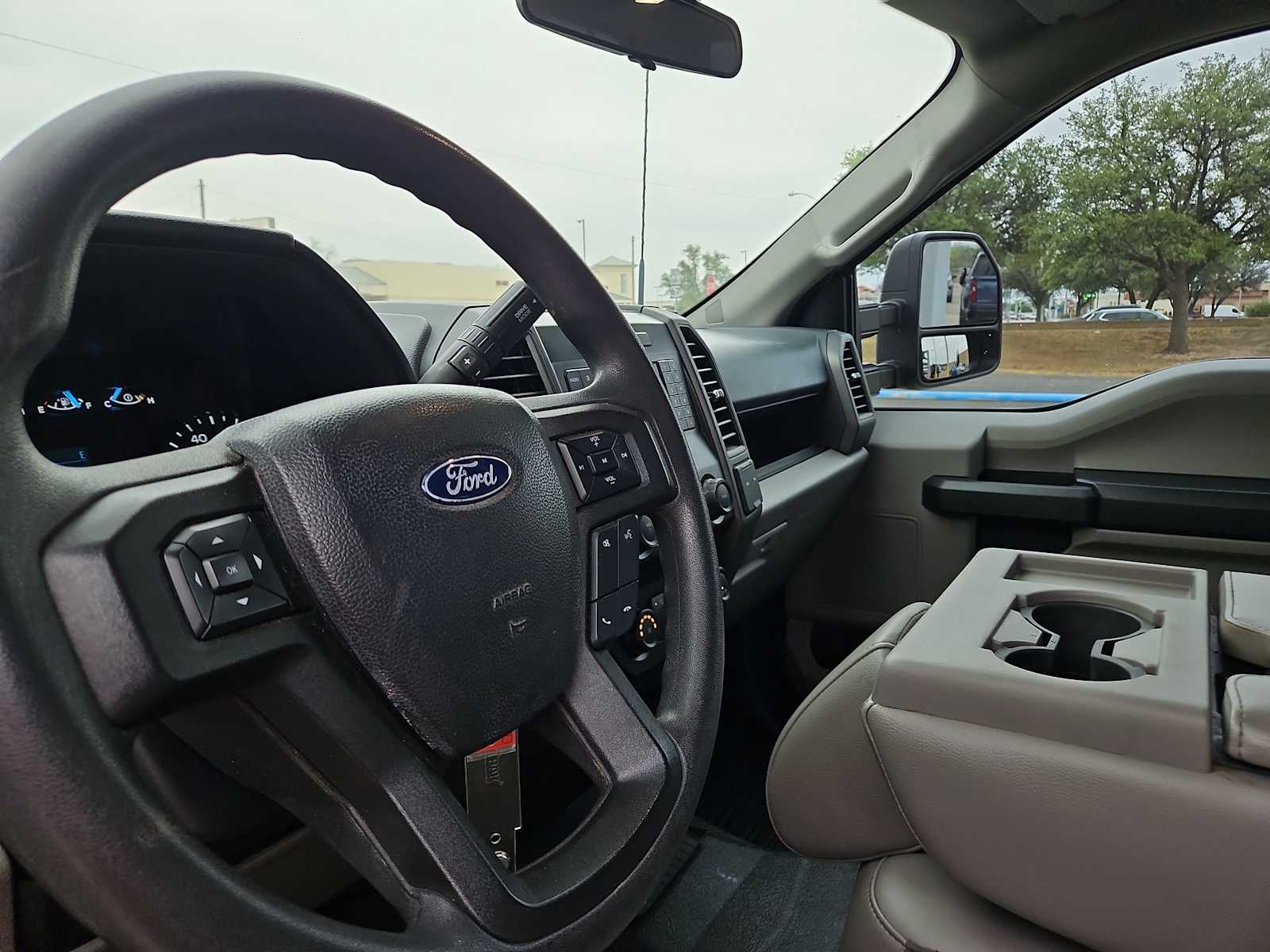 Thumbnail: 2022 Ford F-350 - 10