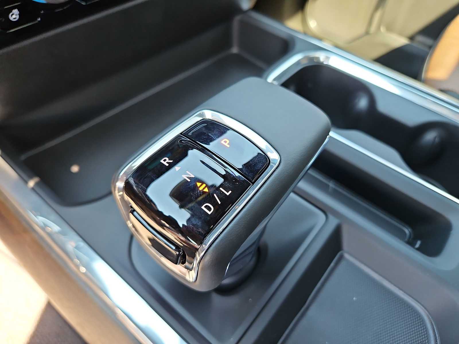 Thumbnail: 2026 Chevrolet Silverado 1500 - 22