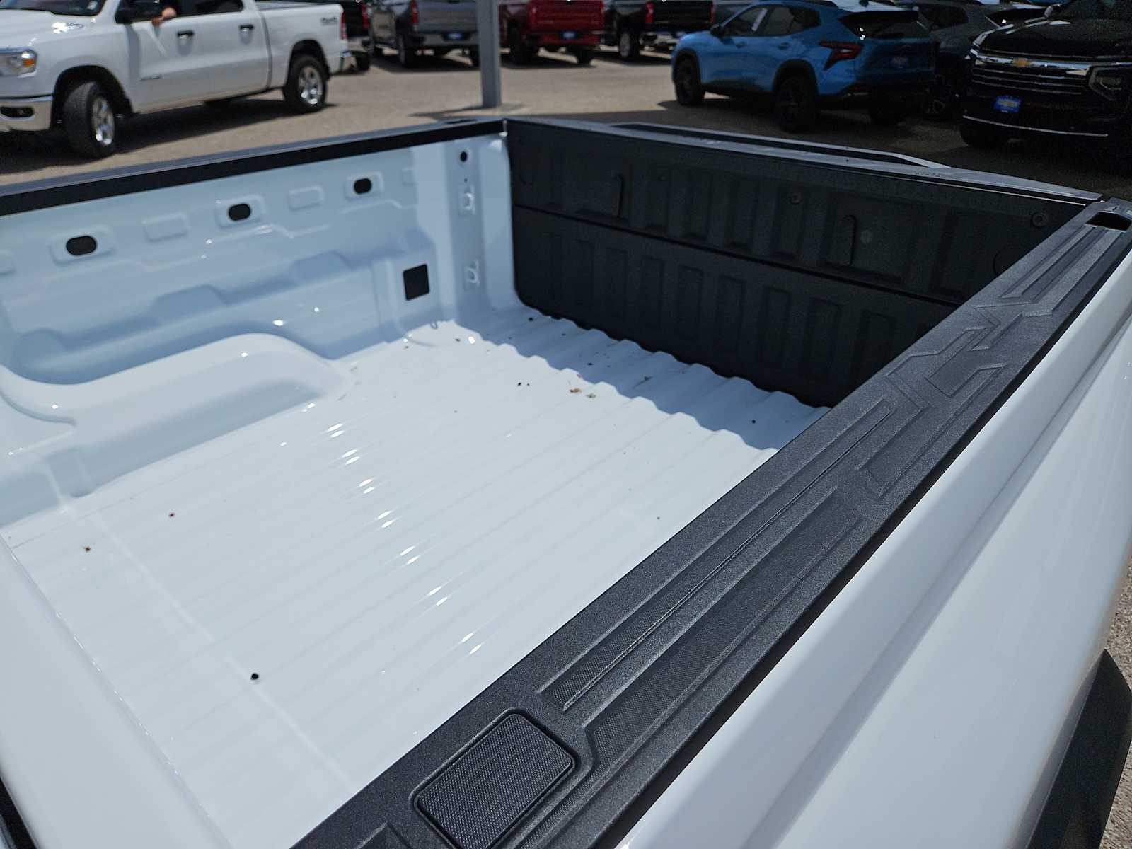 Thumbnail: 2025 Chevrolet Colorado - 27