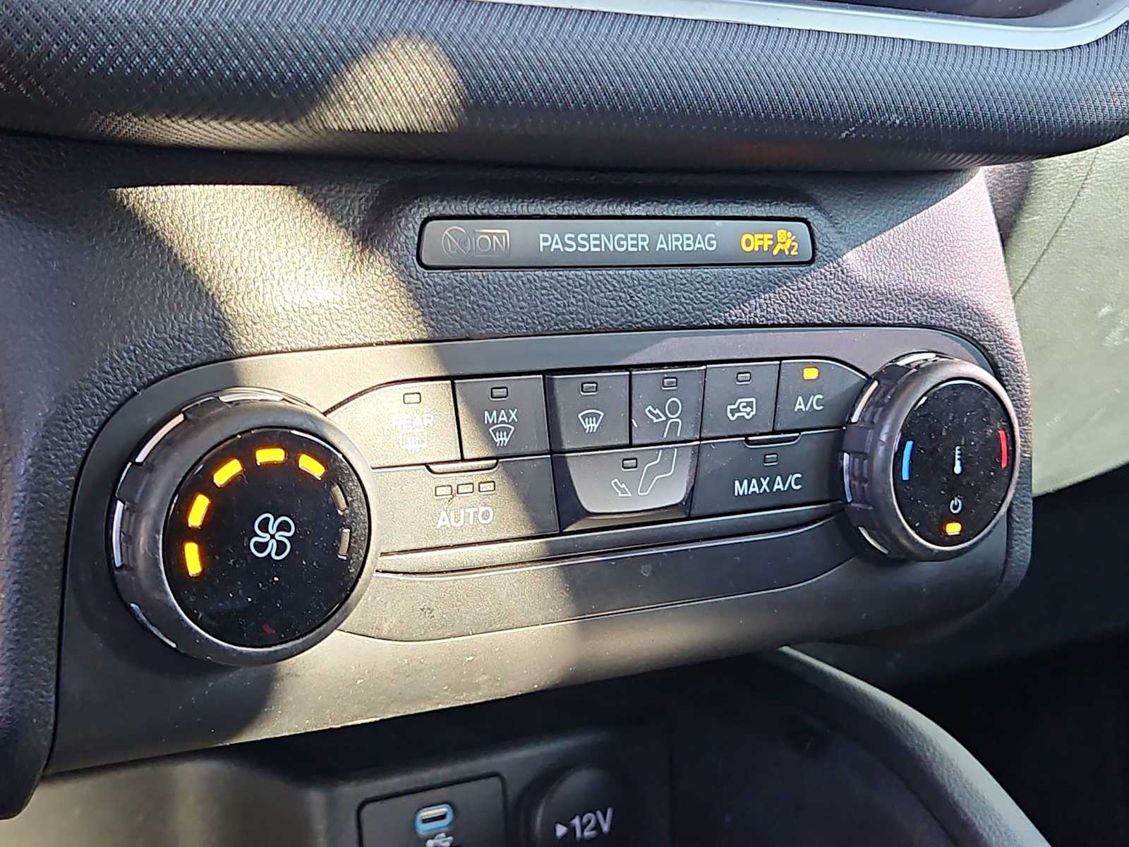 Thumbnail: 2022 Ford Bronco Sport - 24