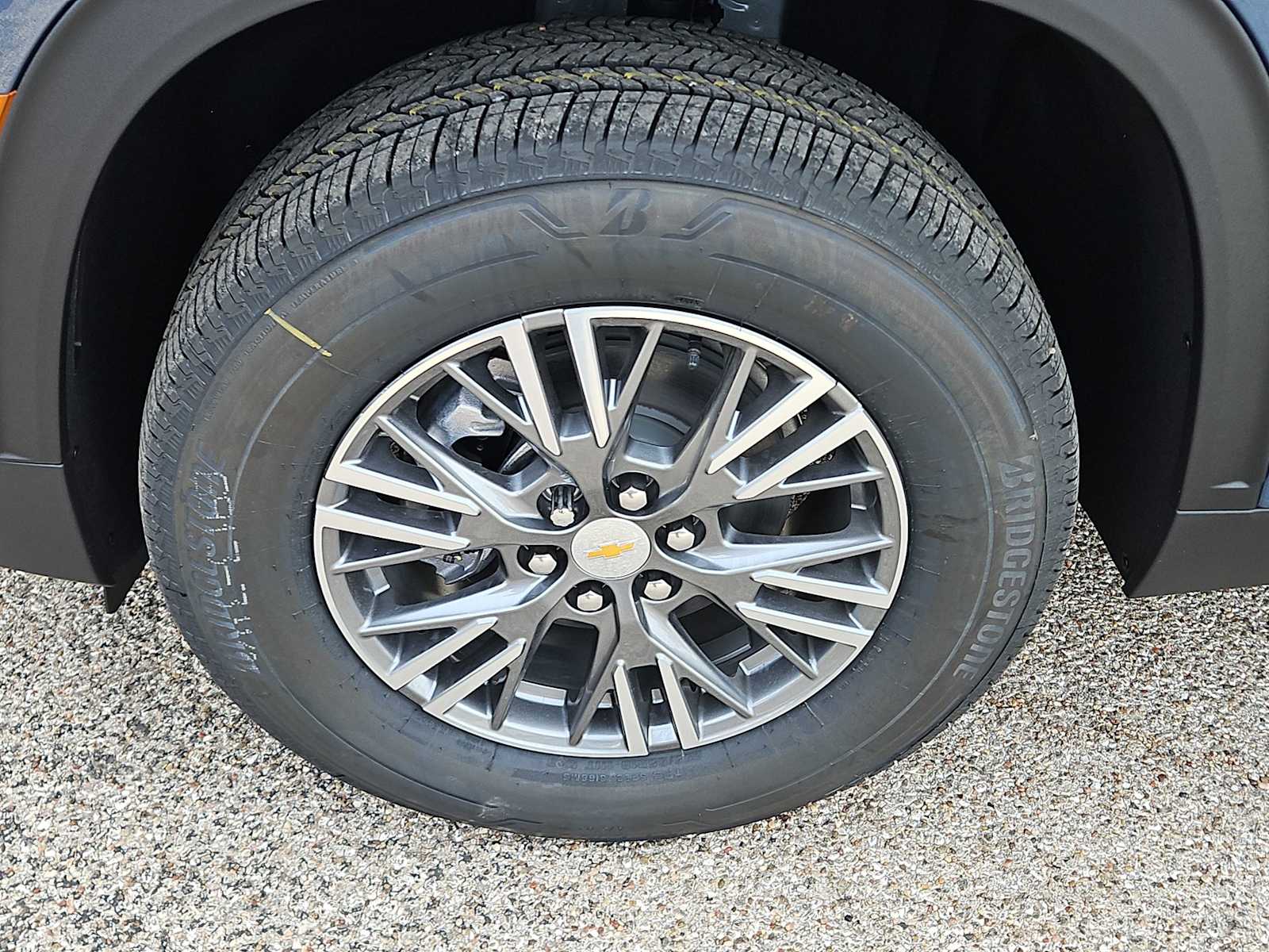 Thumbnail: 2026 Chevrolet Traverse - 12