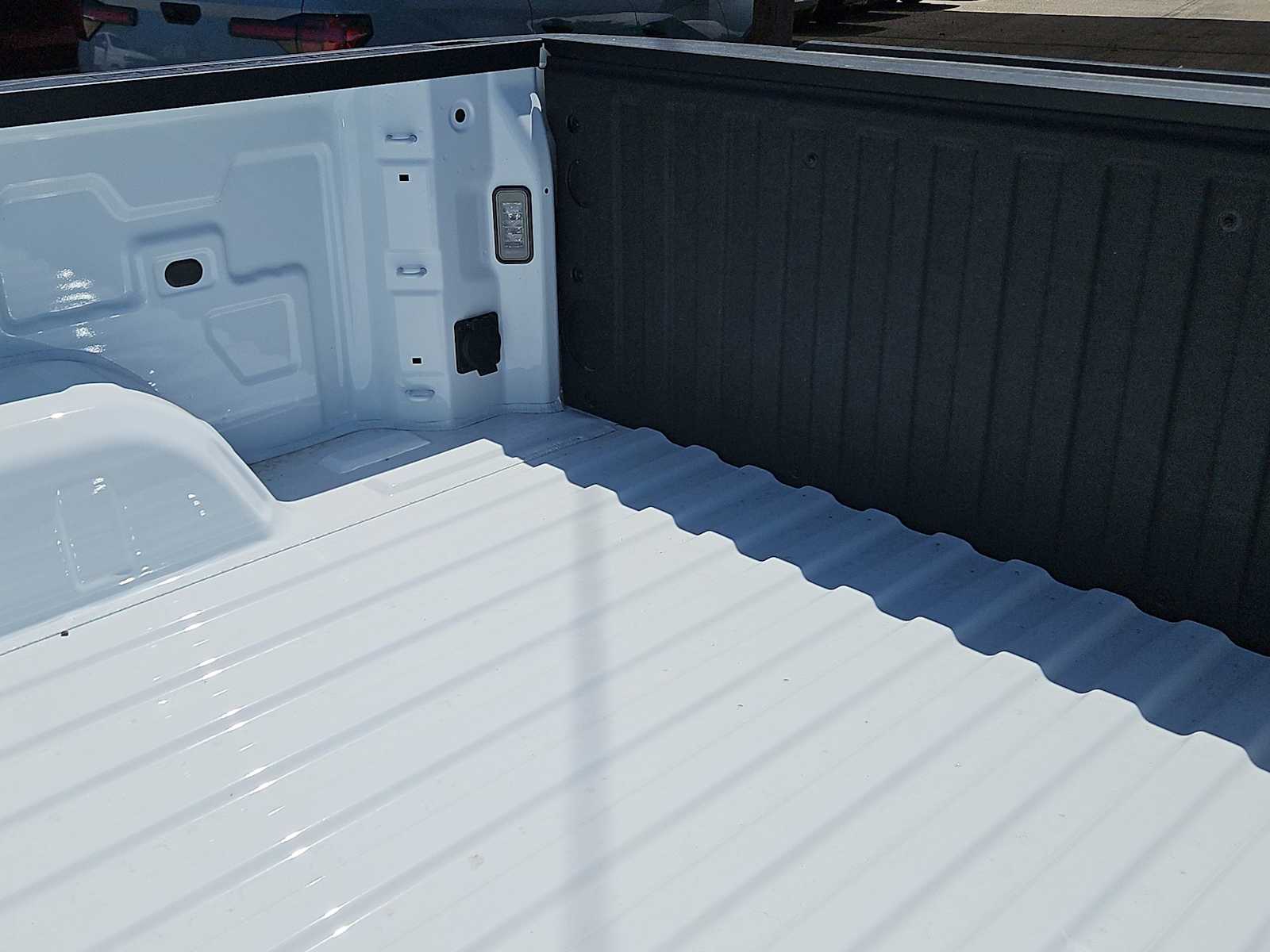 Thumbnail: 2026 Chevrolet Silverado 1500 - 23