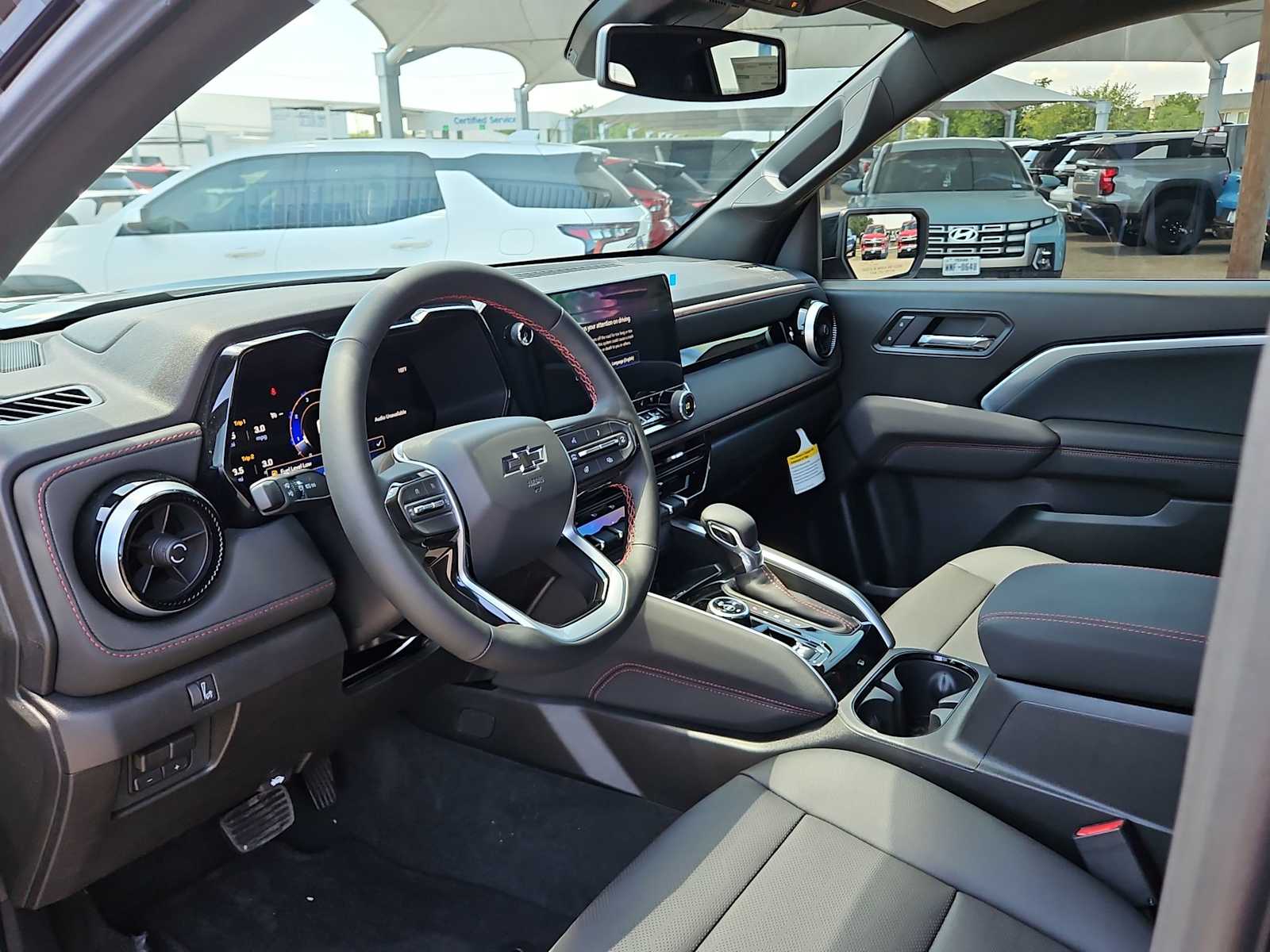 Thumbnail: 2026 Chevrolet Colorado - 10