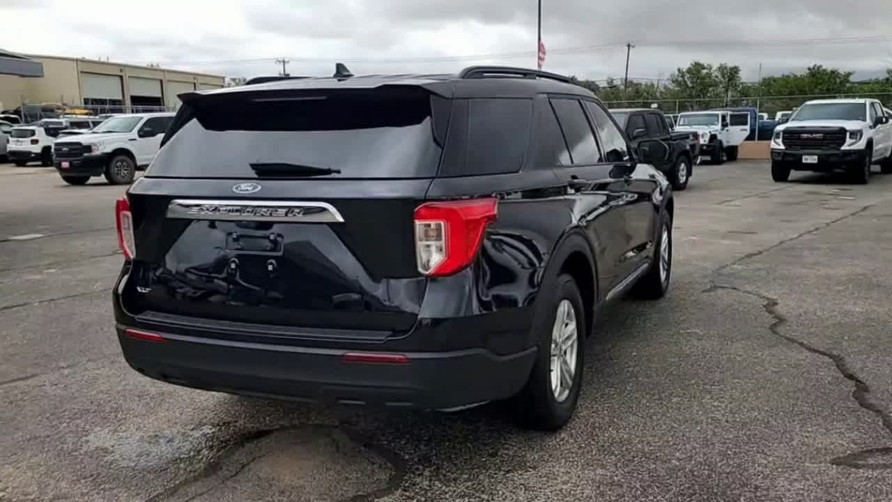 Thumbnail: 2024 Ford Explorer - 8