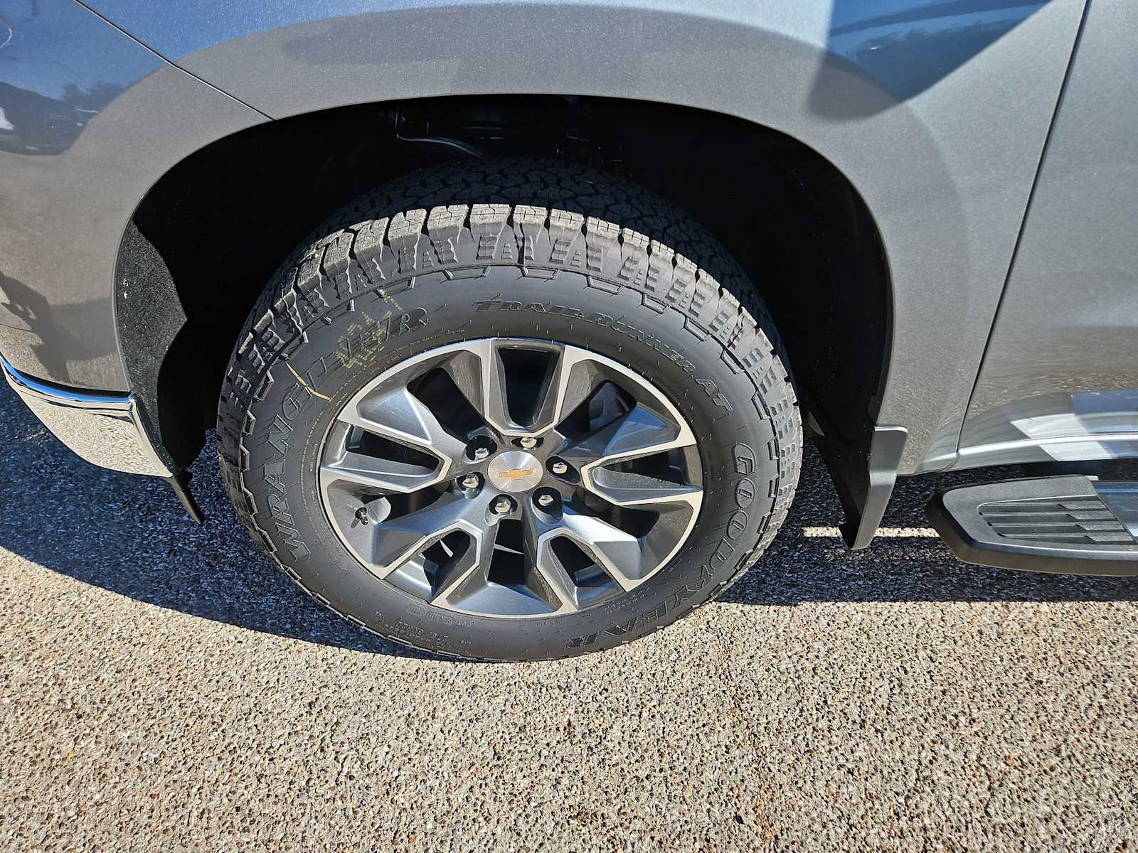 Thumbnail: 2026 Chevrolet Silverado 1500 - 12