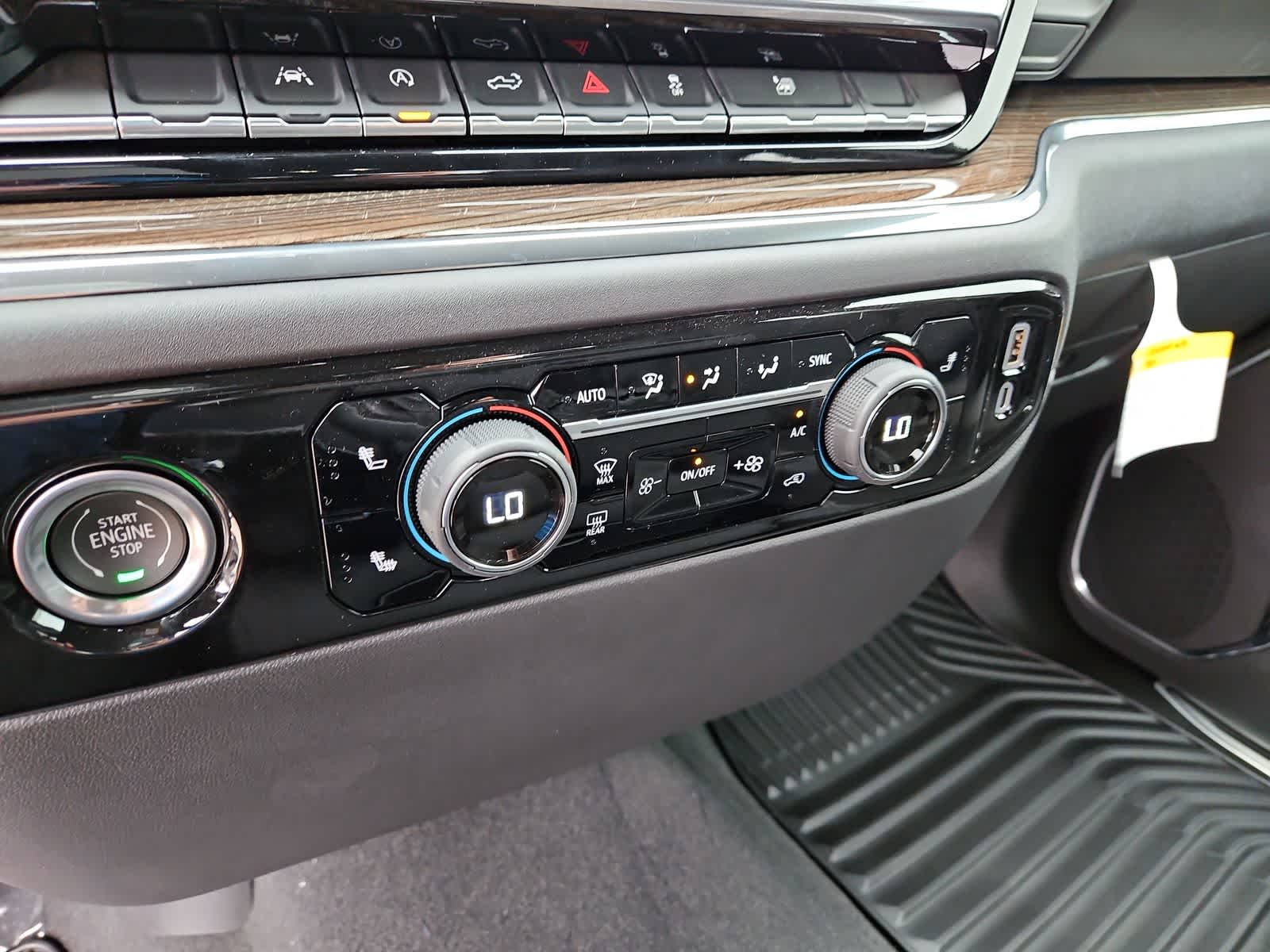 Thumbnail: 2024 Chevrolet Silverado 1500 - 21