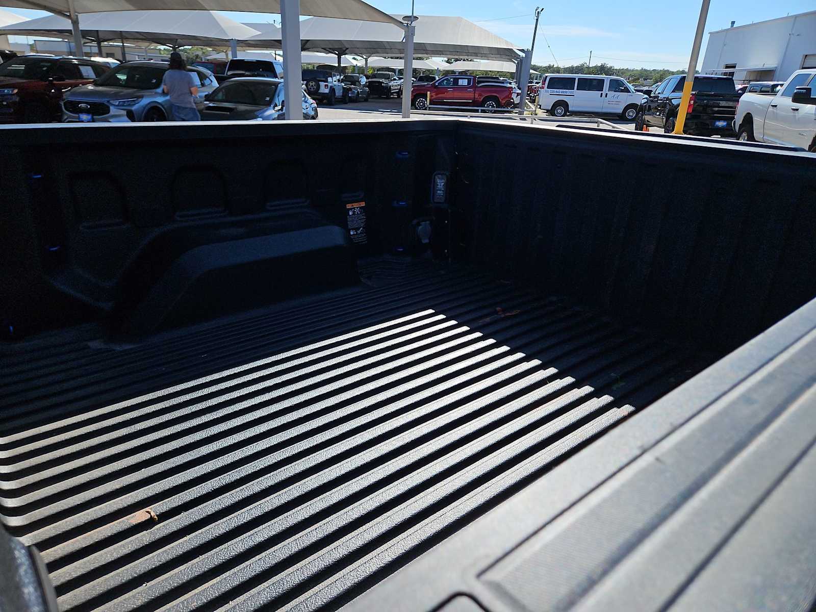 Thumbnail: 2024 Chevrolet Silverado 1500 - 23