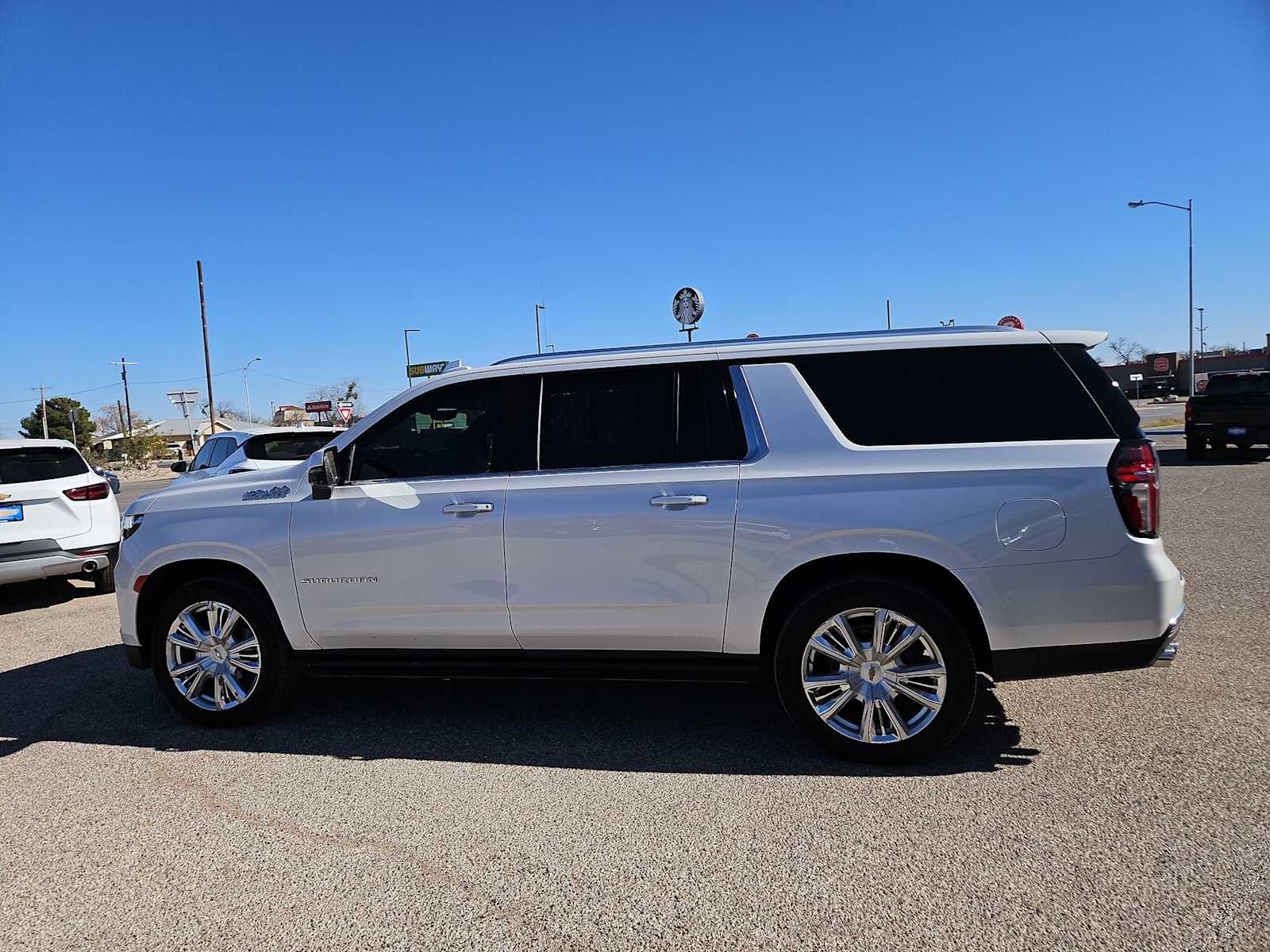 Thumbnail: 2022 Chevrolet Suburban - 5