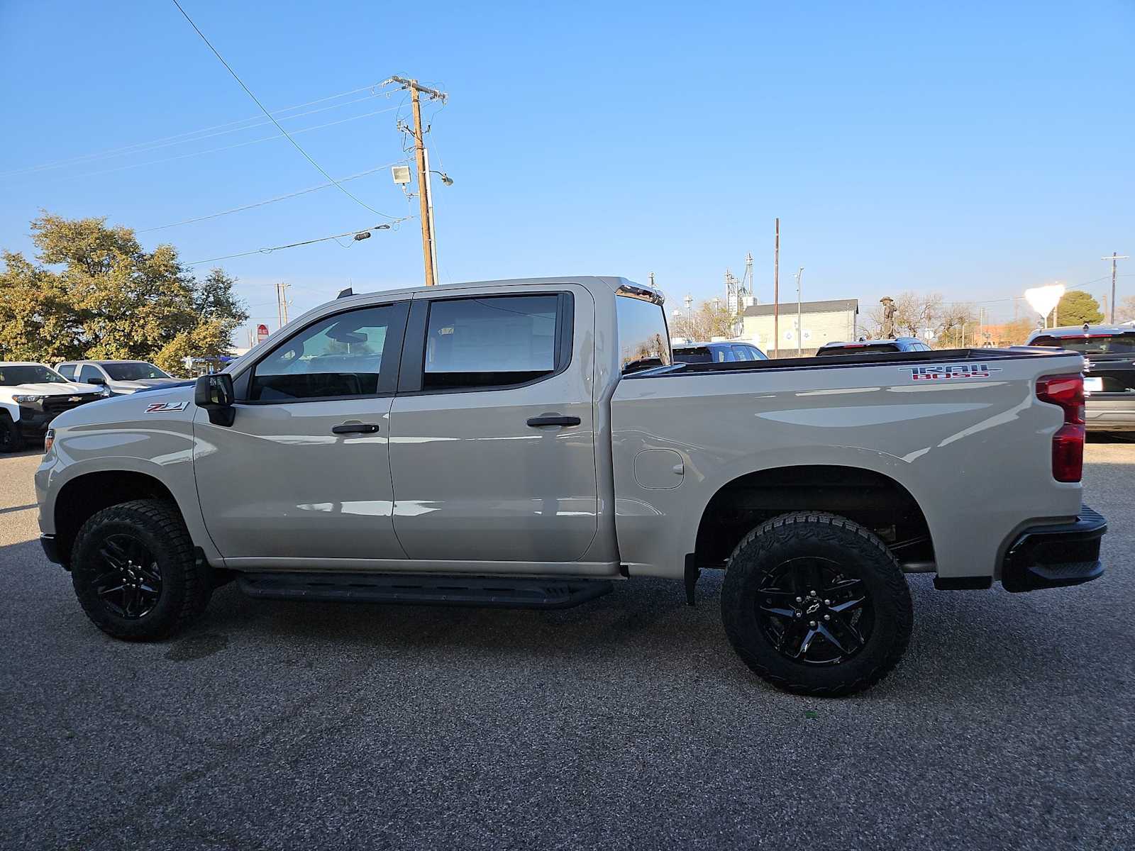 Thumbnail: 2026 Chevrolet Silverado 1500 - 5