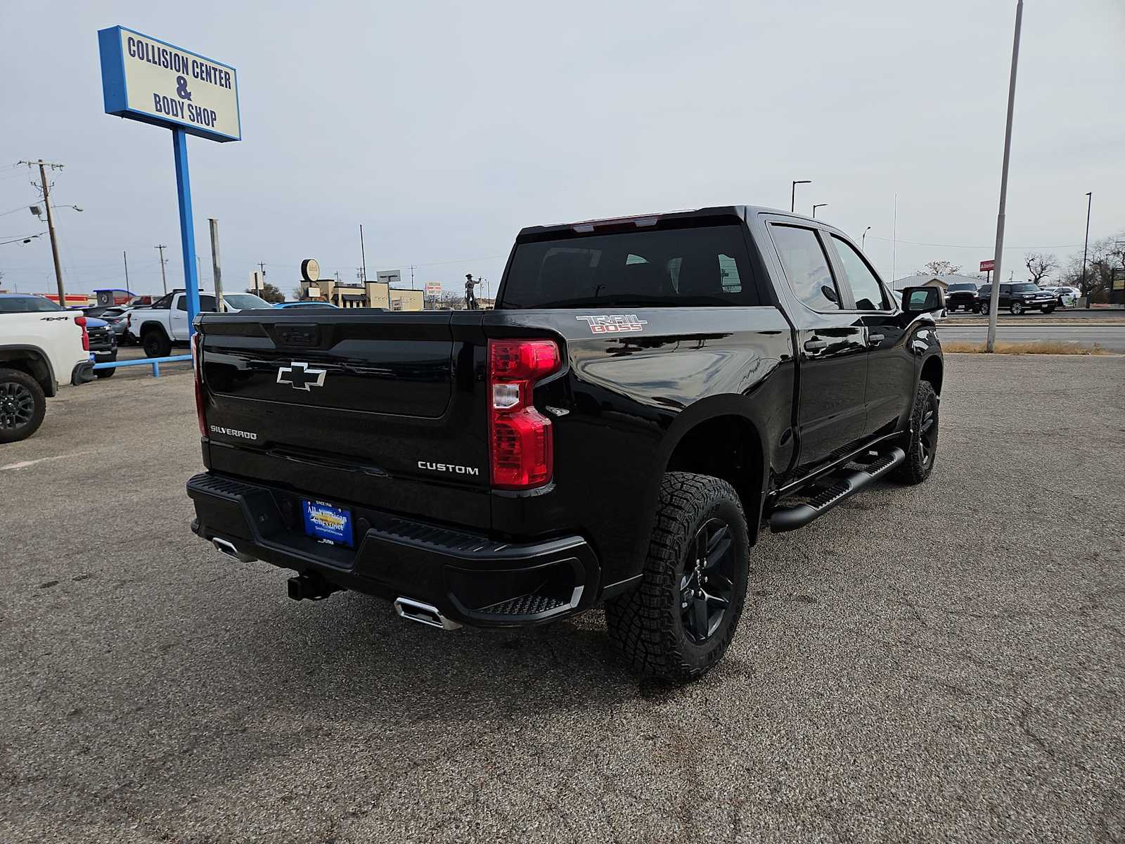 Thumbnail: 2026 Chevrolet Silverado 1500 - 8