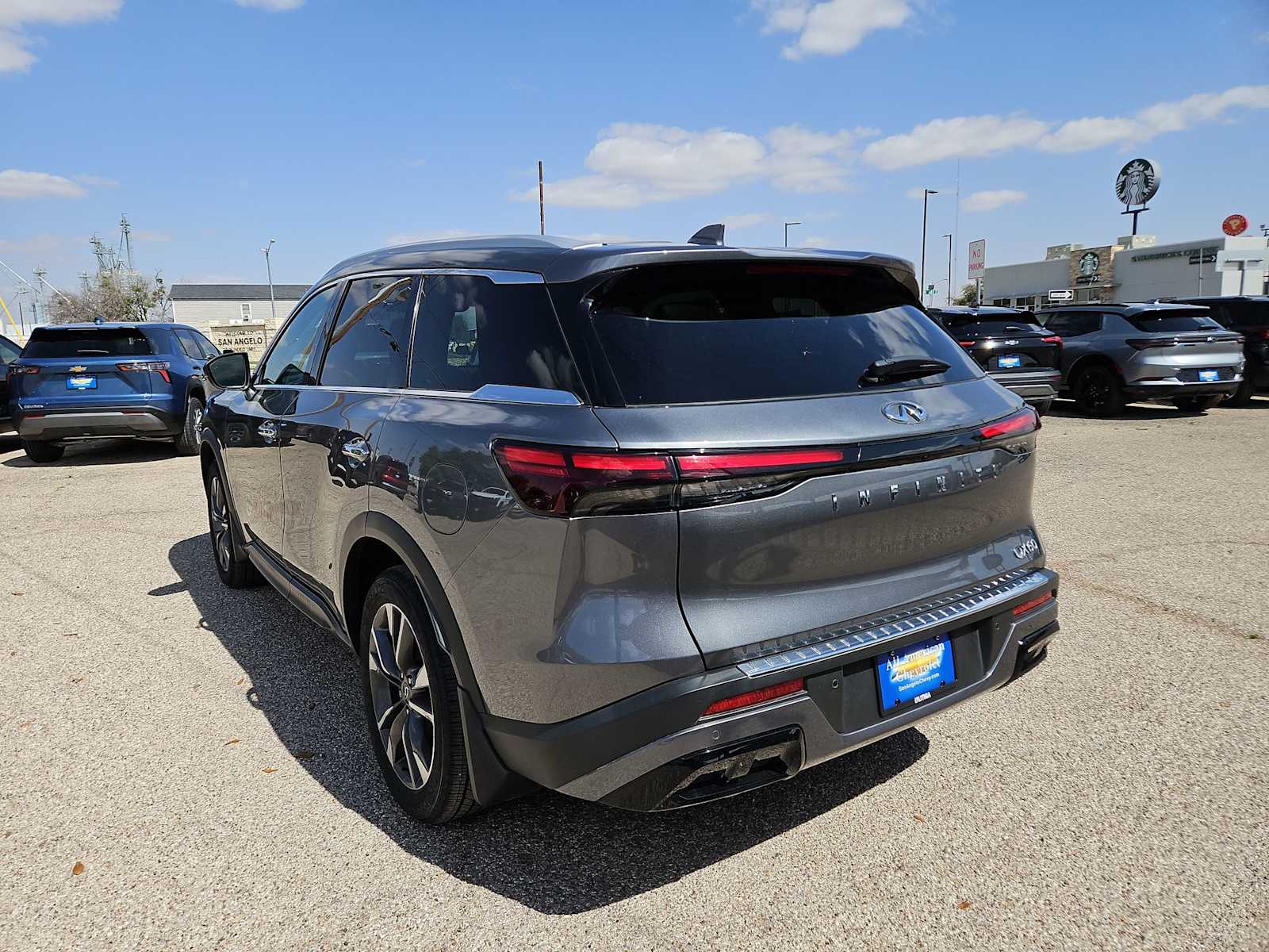 Thumbnail: 2023 INFINITI QX60 - 6