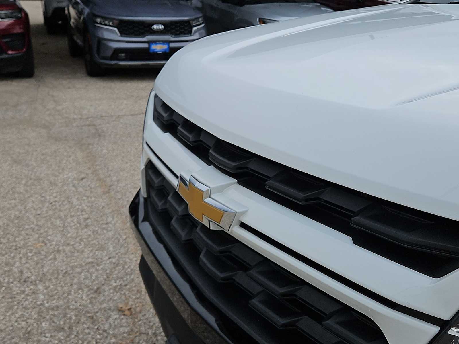 Thumbnail: 2021 Chevrolet Colorado - 13