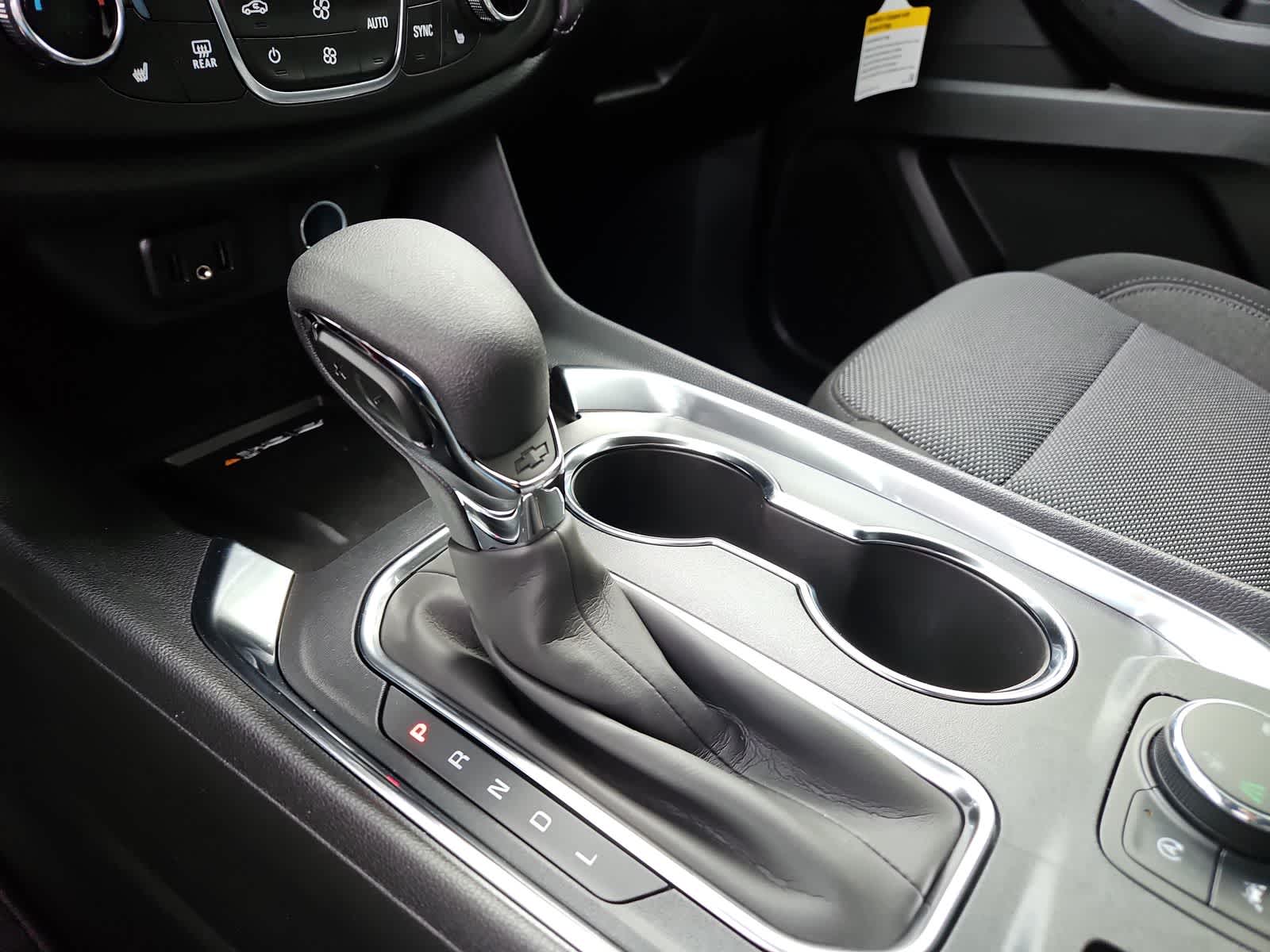 Thumbnail: 2023 Chevrolet Traverse - 25