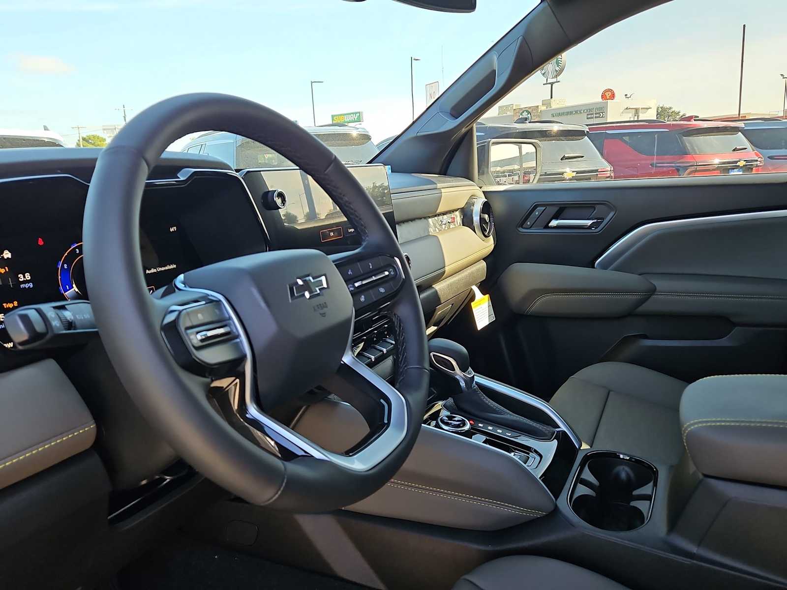 Thumbnail: 2026 Chevrolet Colorado - 10