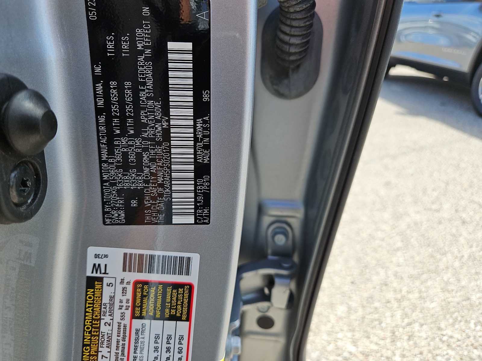 Thumbnail: 2023 Toyota Highlander - 25