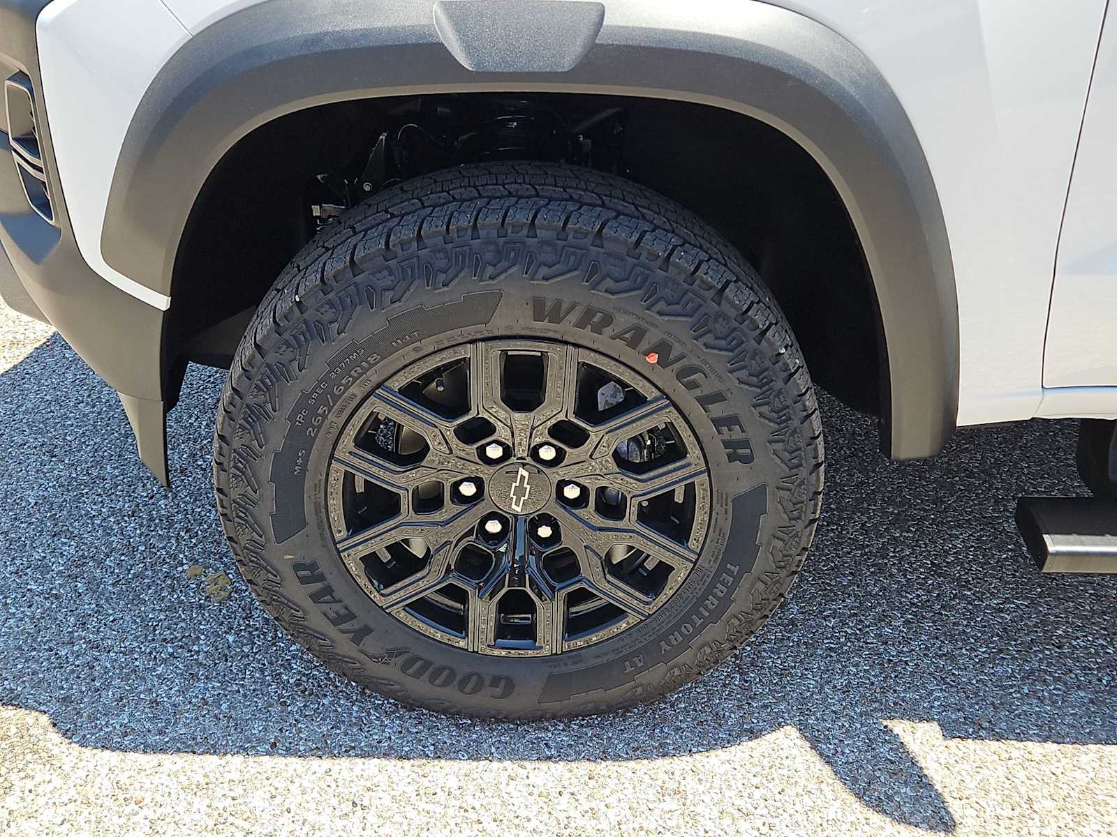 Thumbnail: 2026 Chevrolet Colorado - 8