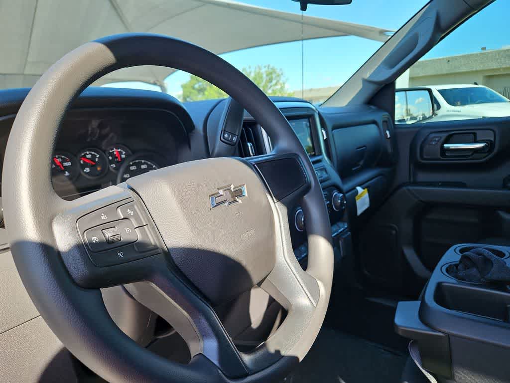 Thumbnail: 2026 Chevrolet Silverado 1500 - 10