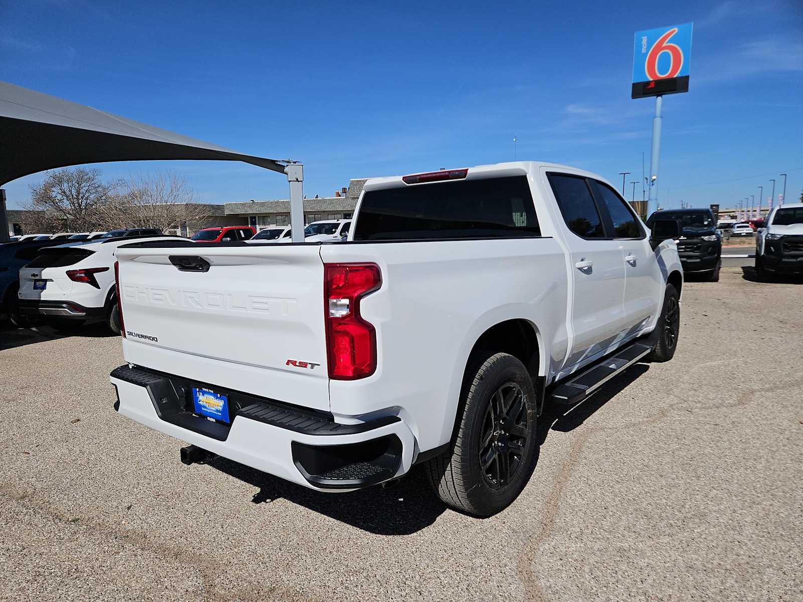 Thumbnail: 2026 Chevrolet Silverado 1500 - 8