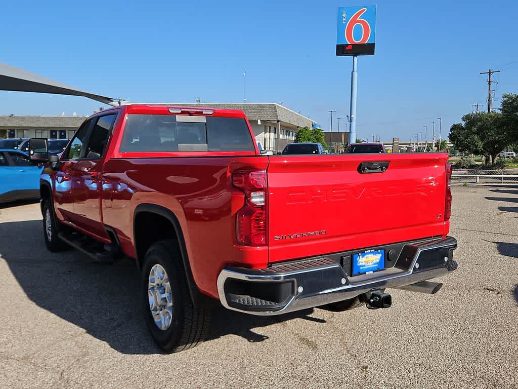 Thumbnail: 2026 Chevrolet Silverado 3500 - 6