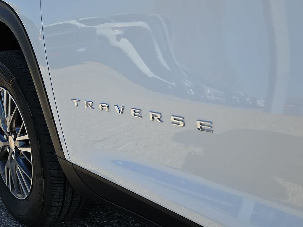 Thumbnail: 2026 Chevrolet Traverse - 11